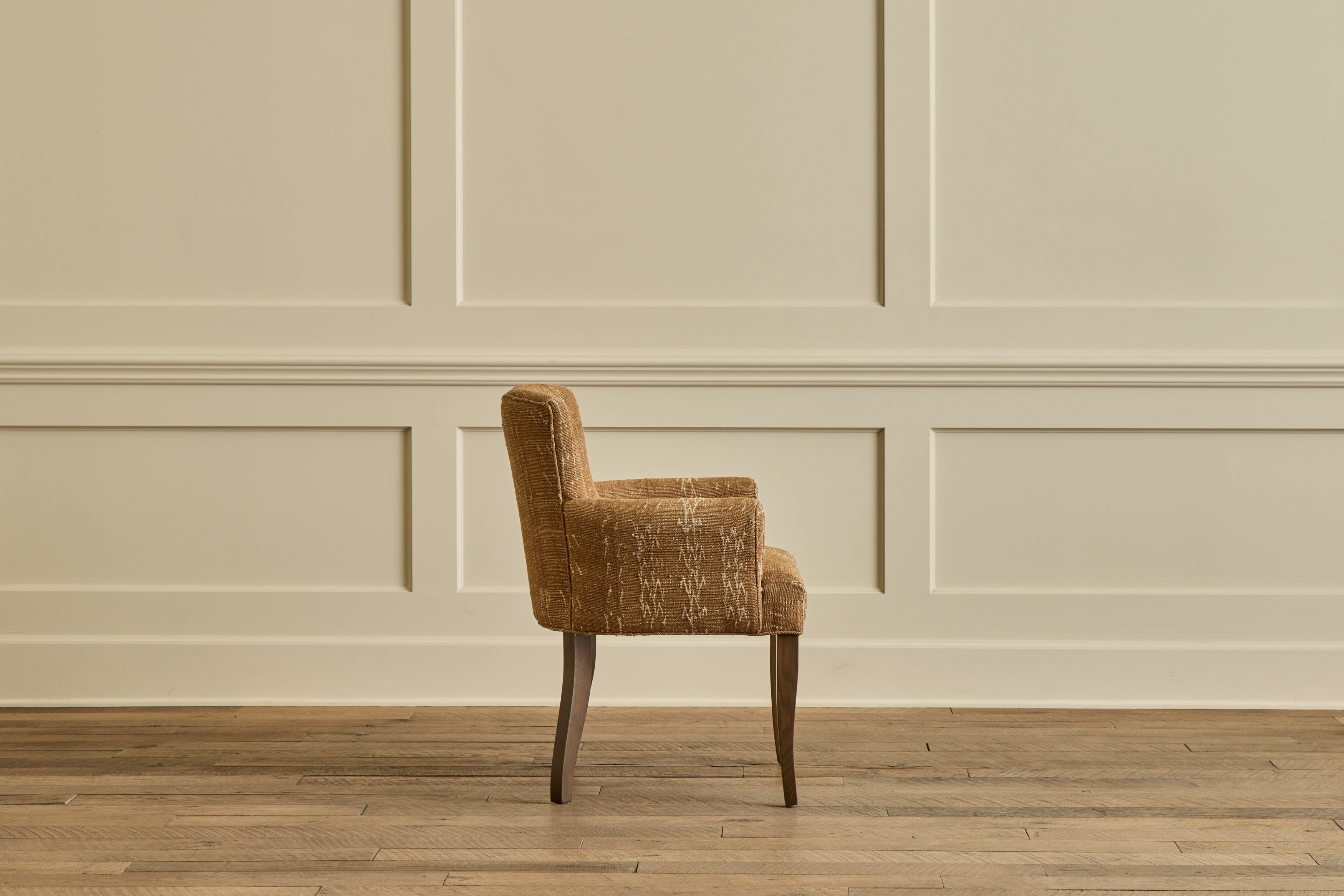 Nicky Kehoe - Club Dining Chair, 26"