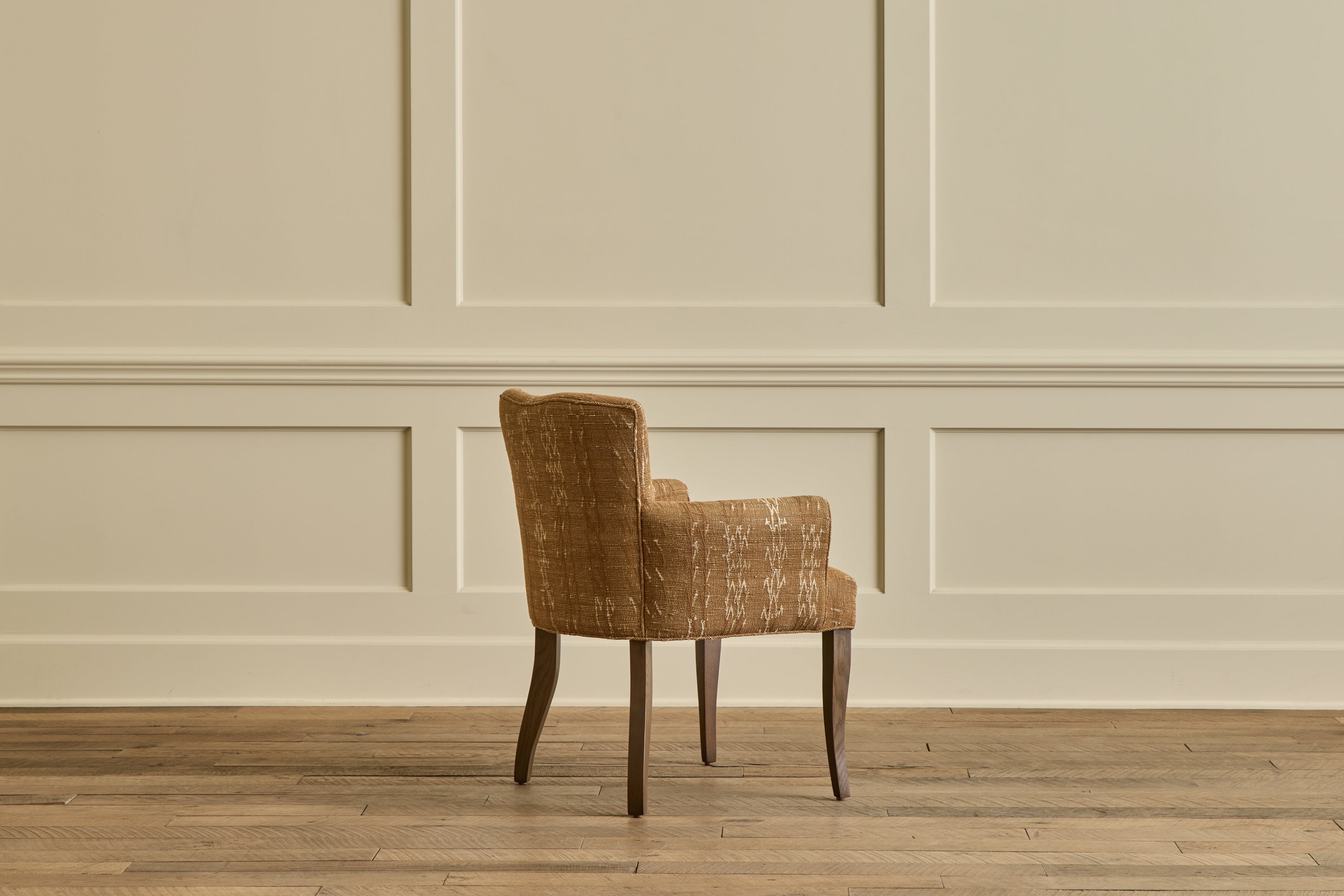 Nicky Kehoe - Club Dining Chair, 26"