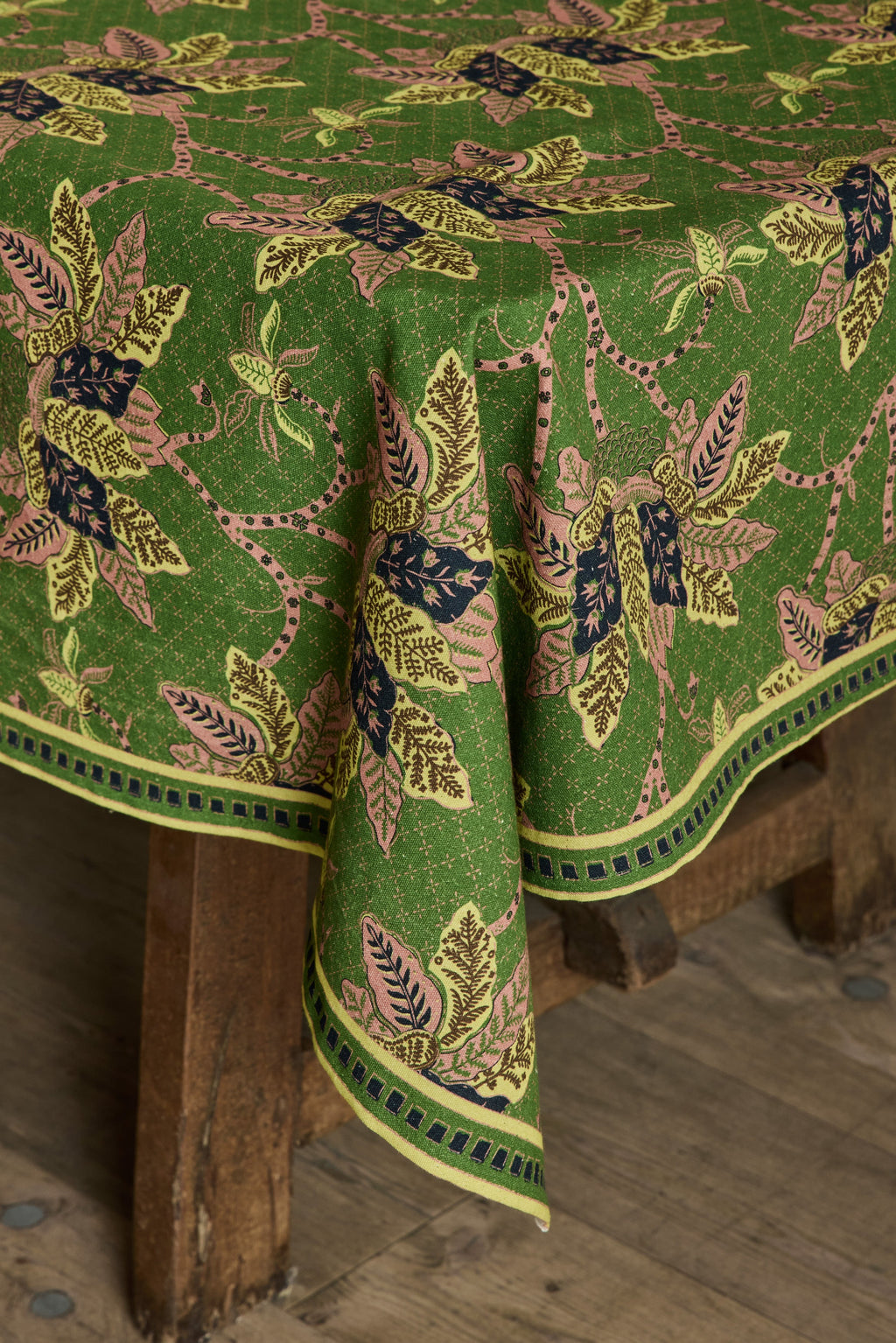 Nicky Kehoe - Night Bloom Tablecloth In Canopy
