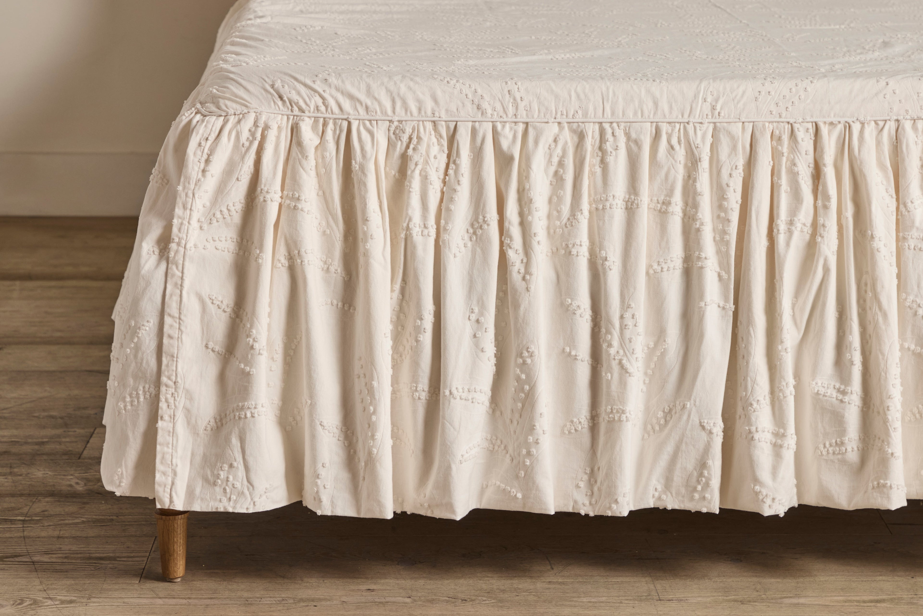Nicky Kehoe - Hazel Ruffled Coverlet in Natural
