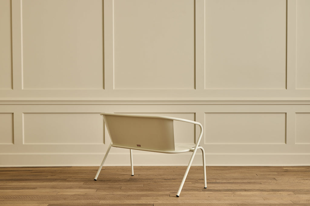 Nicky Kehoe - Cafe Bench