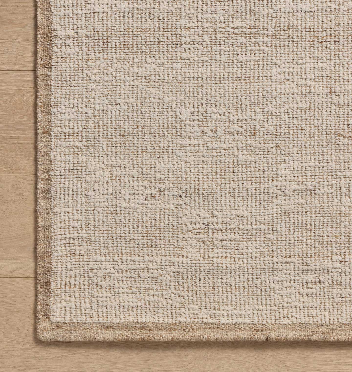Amber Interiors - Dakota DAK - 01 Natural / Ivory Area Rug