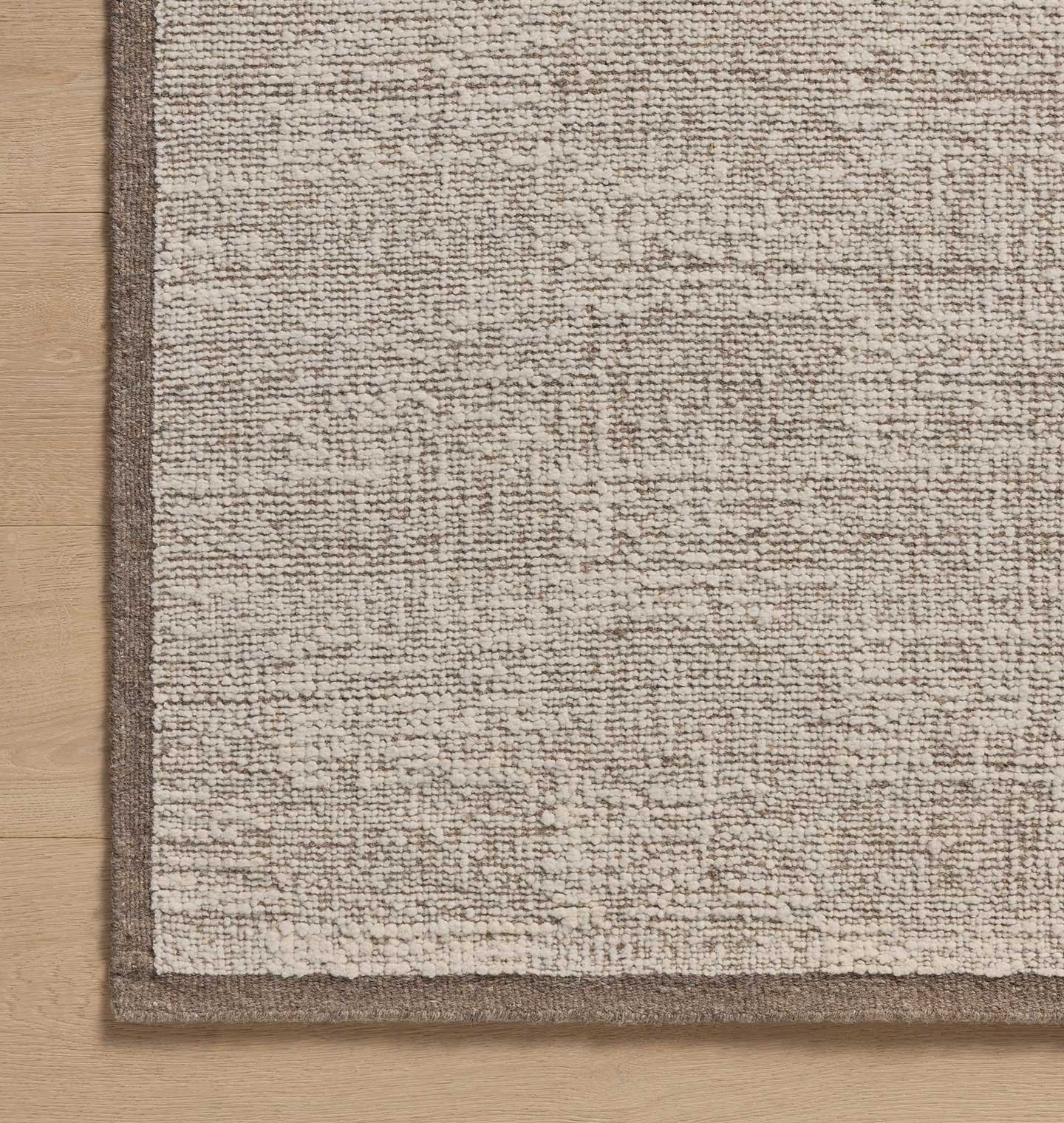 Amber Interiors - Dakota DAK - 01 Stone / Ivory Area Rug