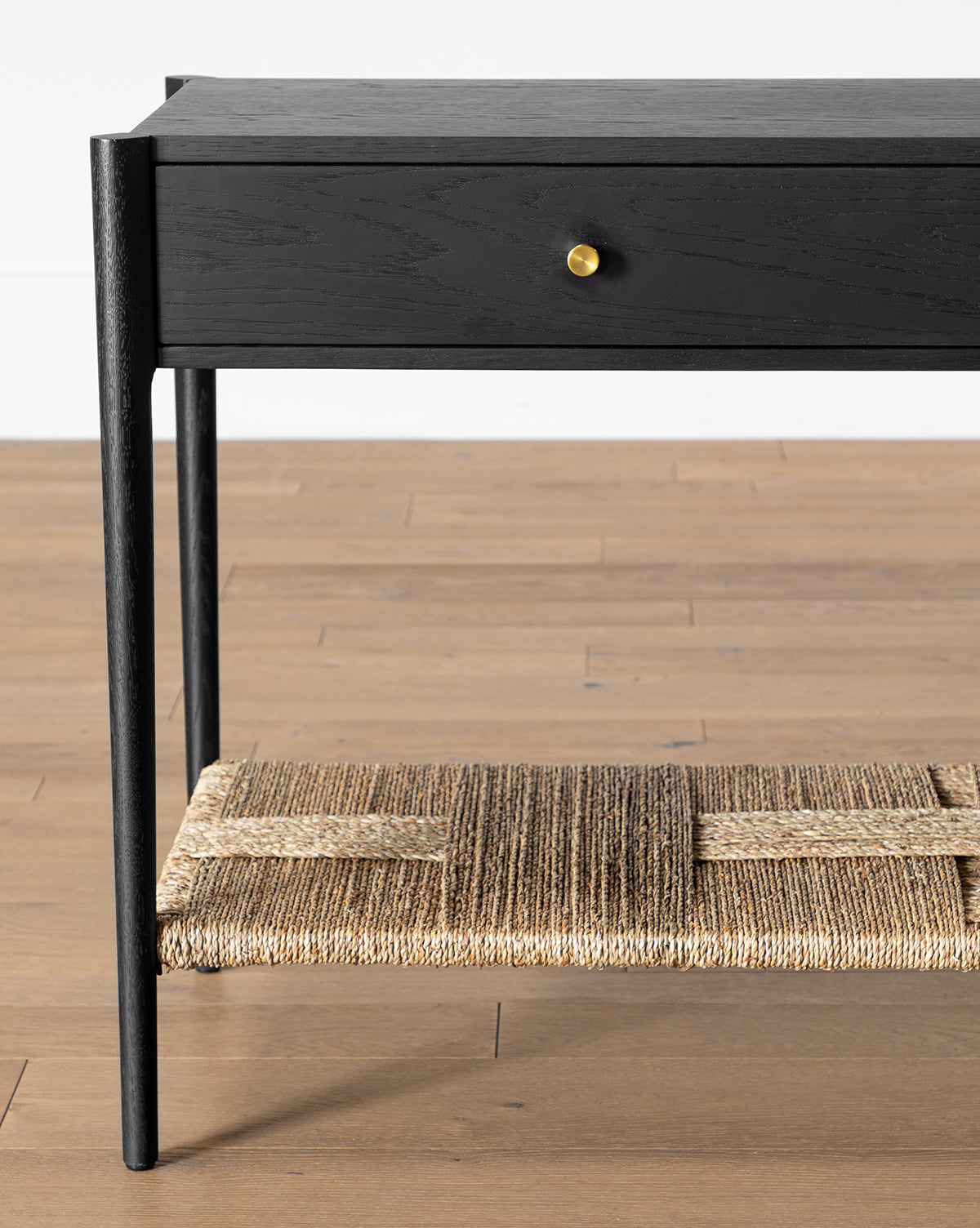 McGee & Co - Dana Console