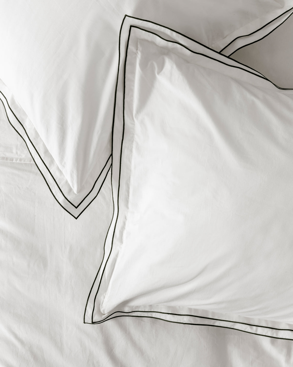 McGee & Co - Devlin White Duvet Cover & Sham Set