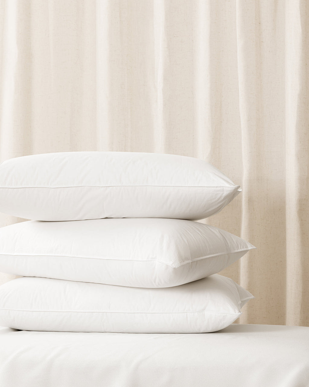 McGee & Co - Classic Down Bed Pillow
