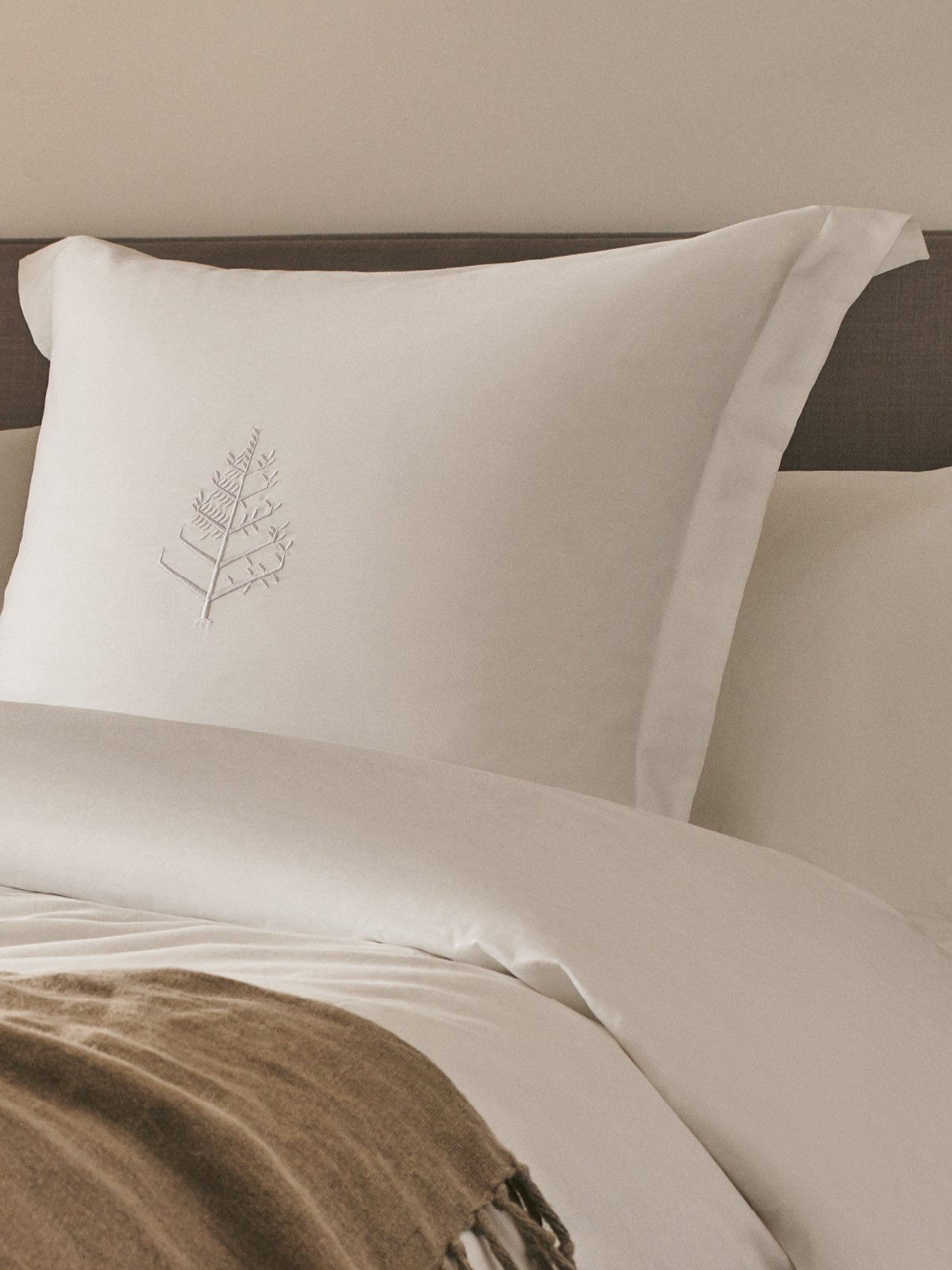 Four Seasons - Down Alternative Euro Pillow