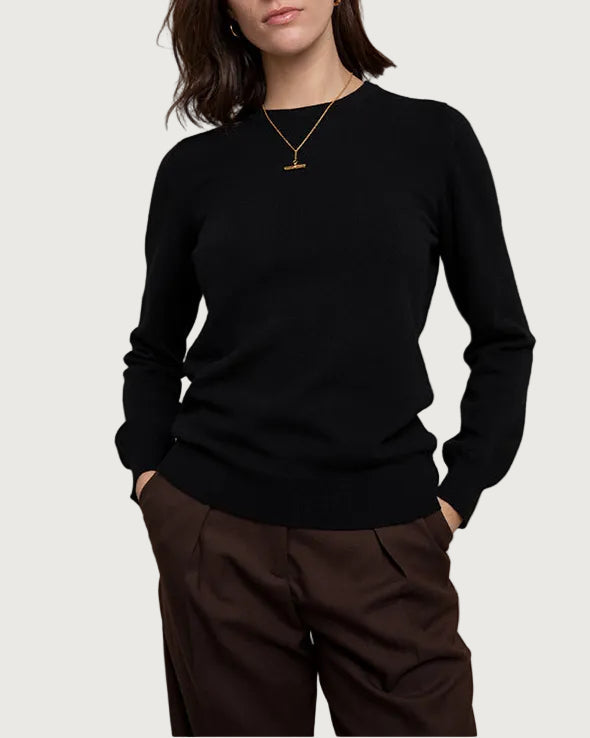 Johnstons of Elgin - Black Cashmere Jumper