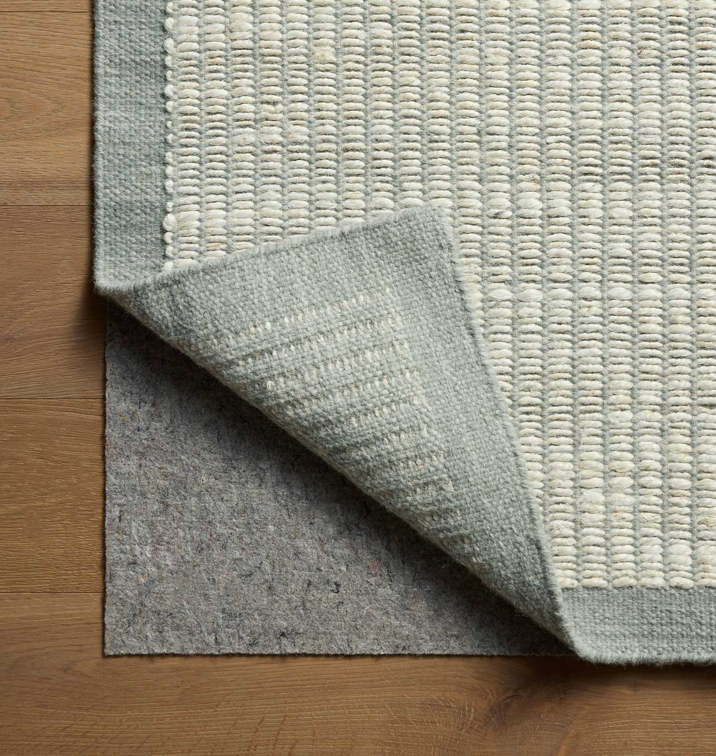 Amber Interiors - Lilah LIH - 01 Ivory / Sky Rug