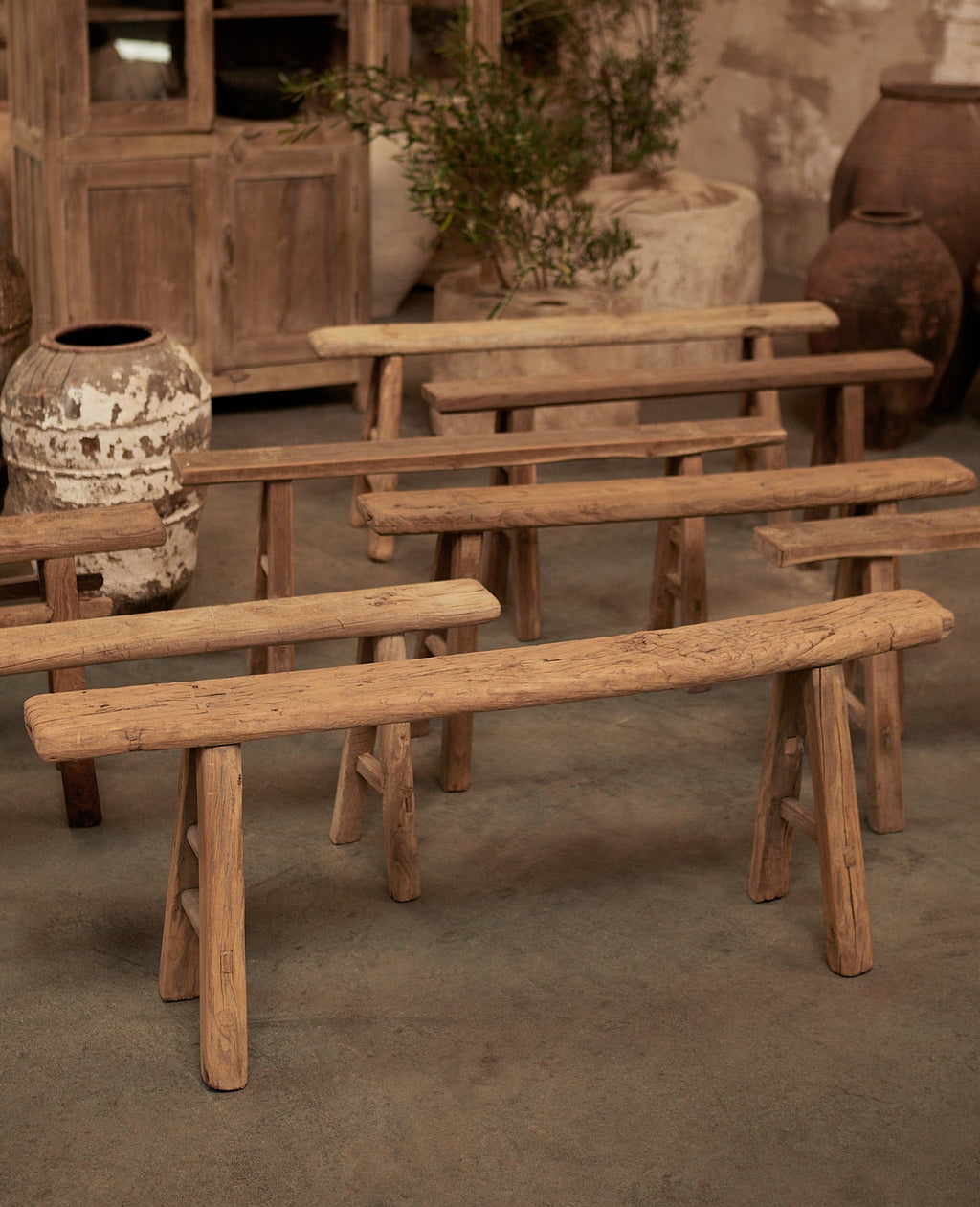 Olive Ateliers - Elm Wood Bench