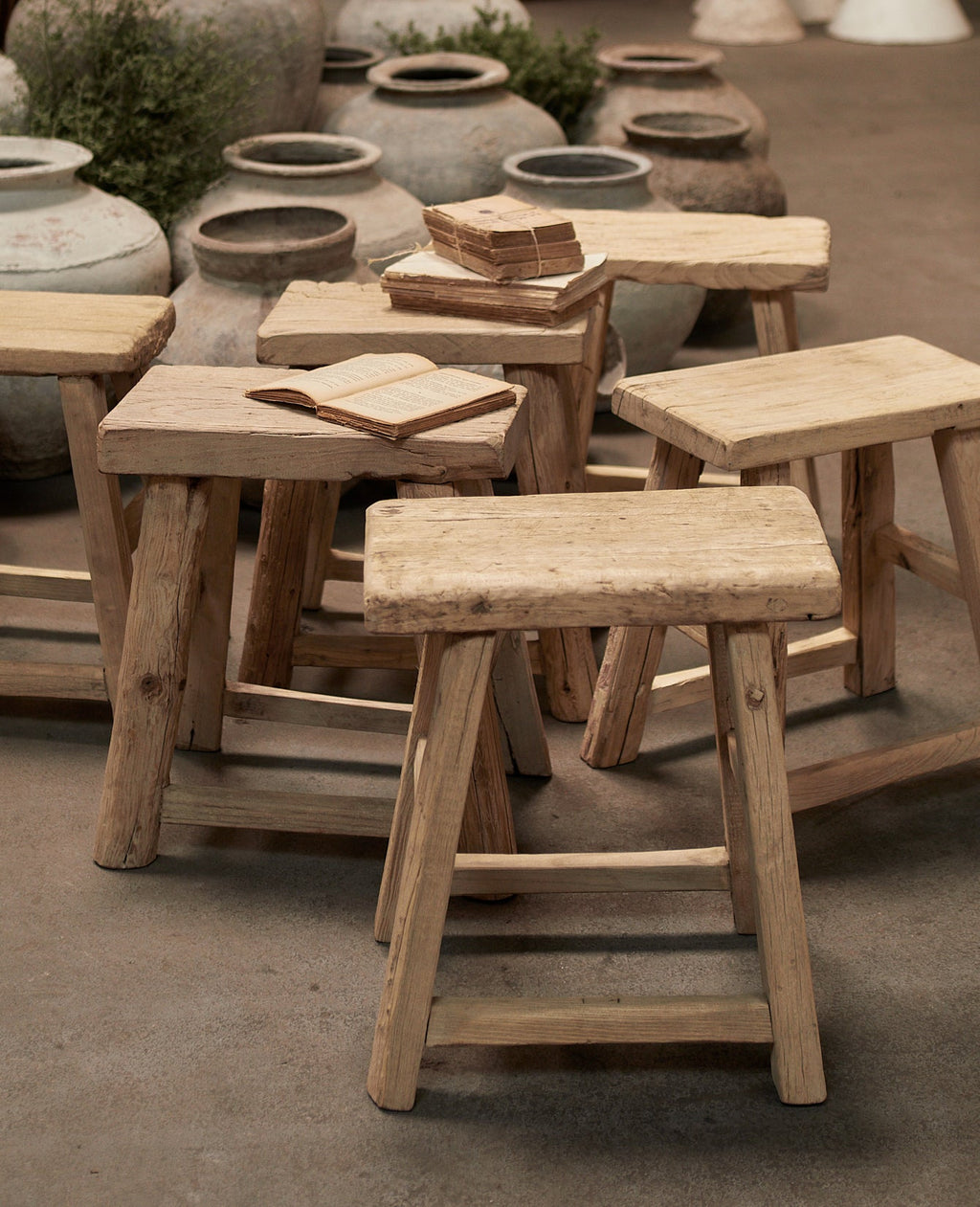 Olive Ateliers - Elm Wood Stool - Bleached