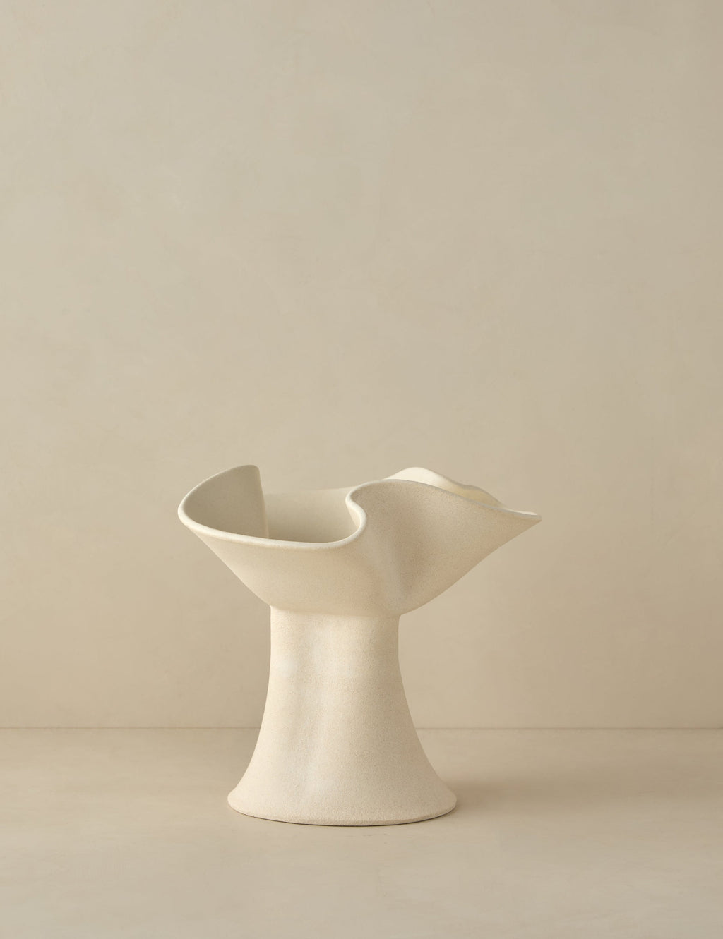 Lulu and Georgia - Eloise Bowl by dumæ