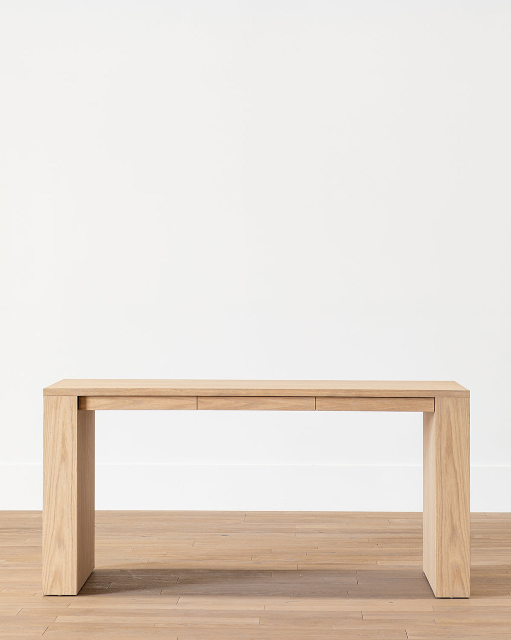 McGee & Co - Elson Desk