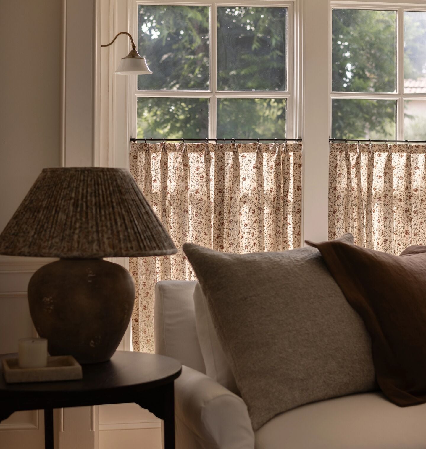 Amber Interiors - Triple Pinch Pleat Cafe Curtains & Hardware