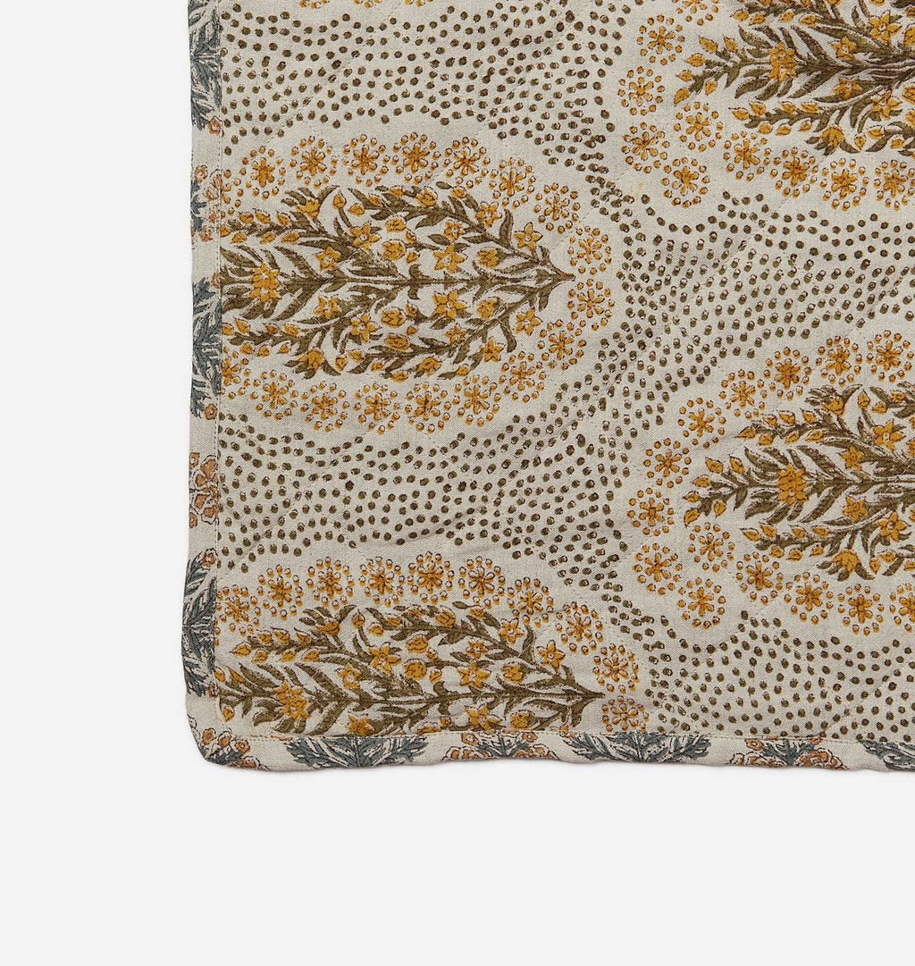 Amber Interiors - Winfleur Marigold Quilt