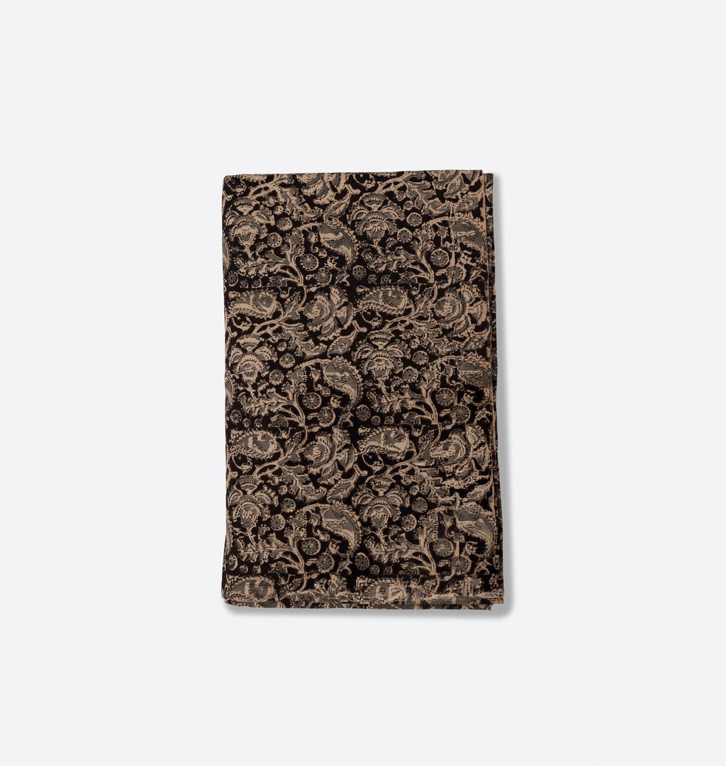 Amber Interiors - Arrowhead Tablecloth