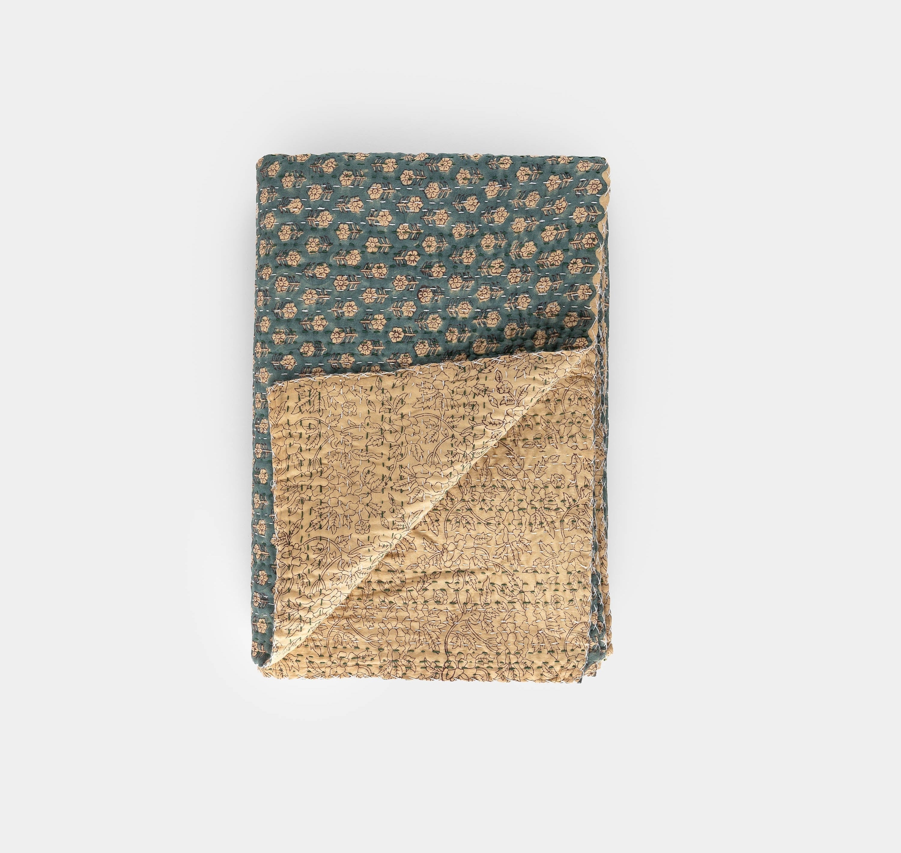 Amber Interiors - Dalia Quilt