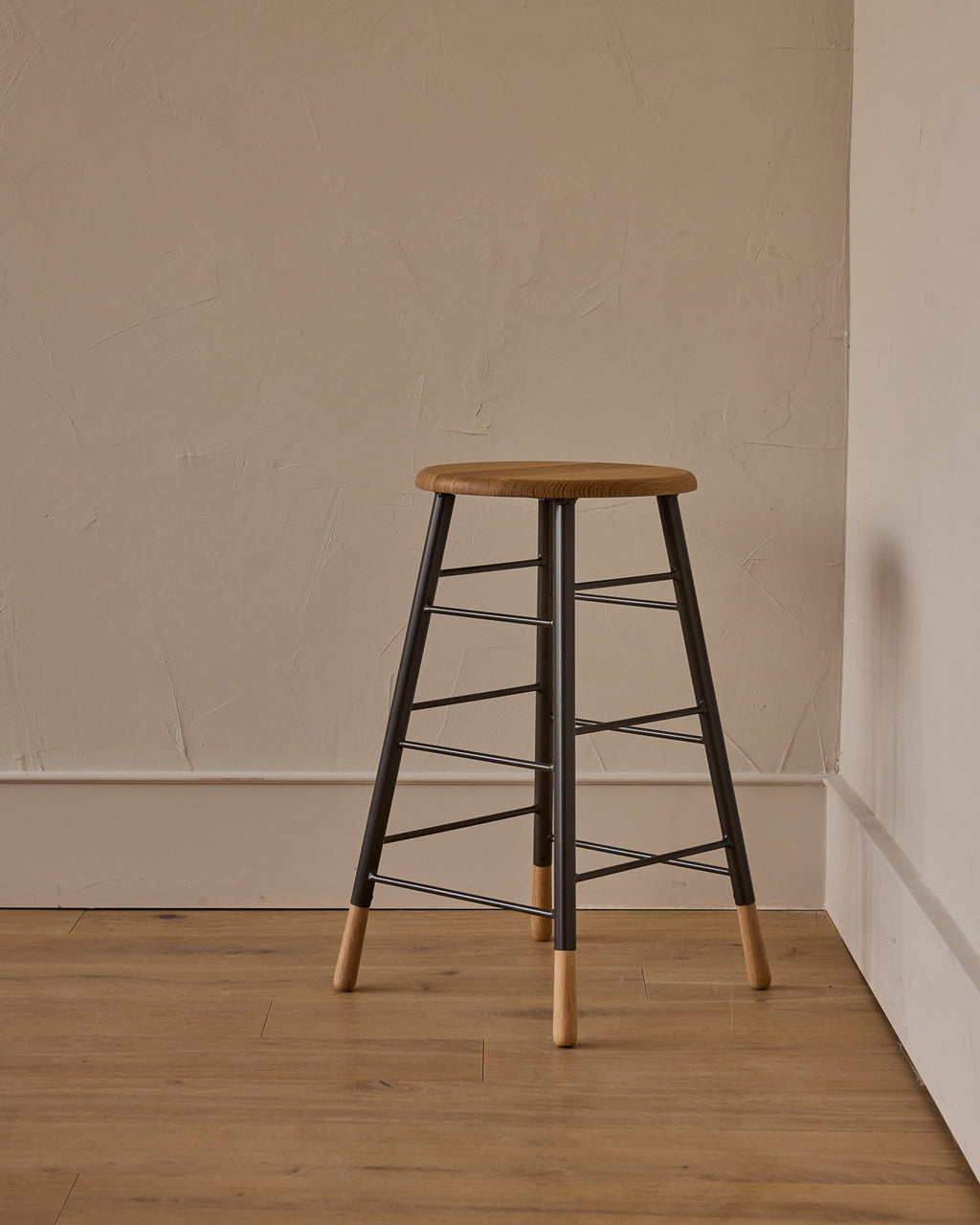 Lostine - Gordon Stools - Natural
