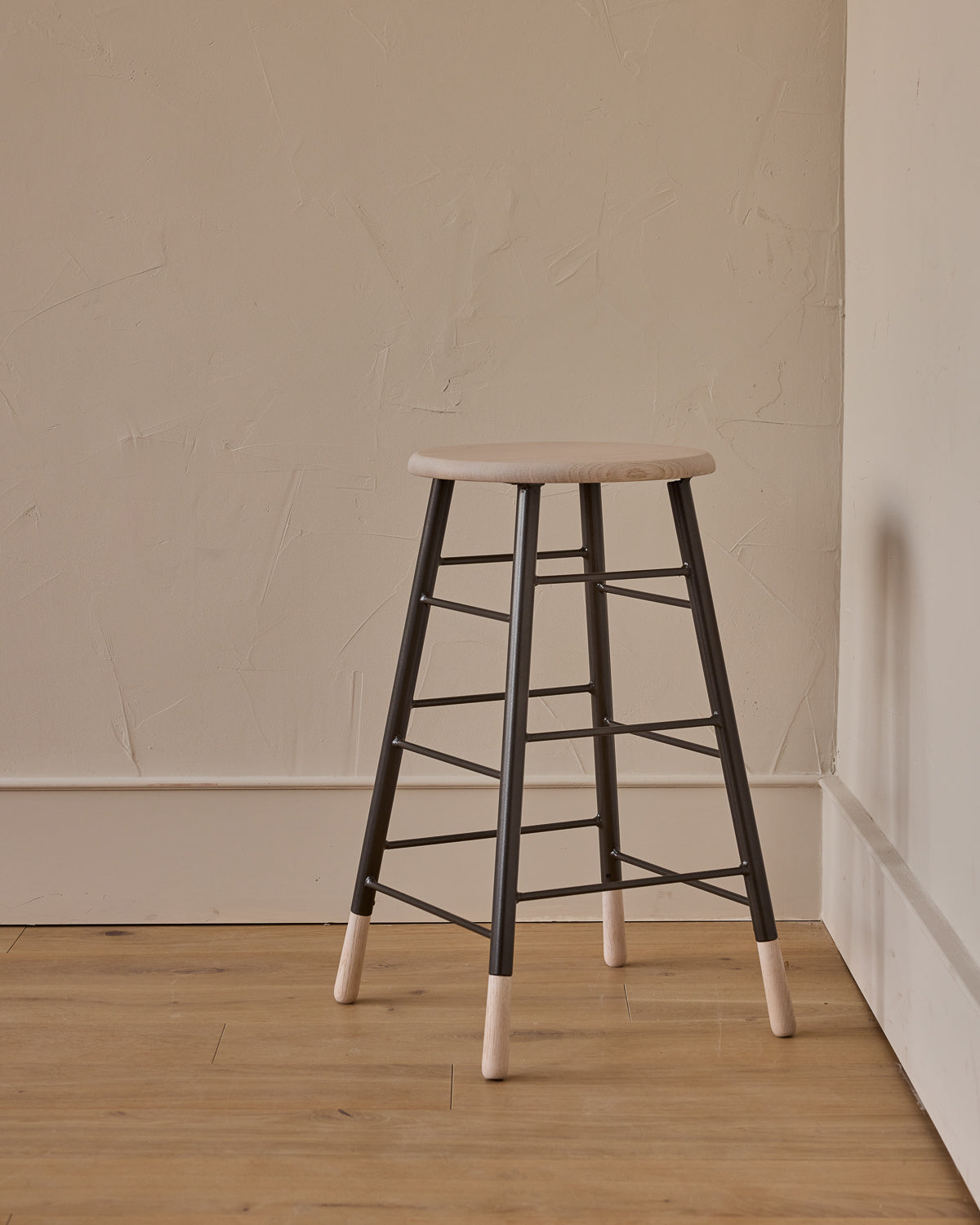 Lostine - Gordon Stools - White Wash