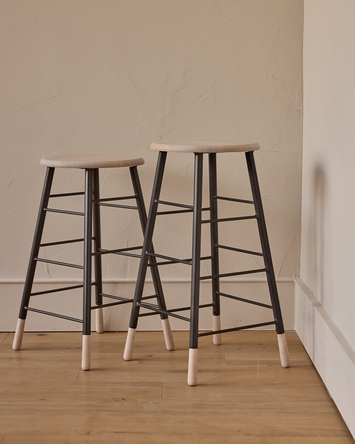 Lostine - Gordon Stools - White Wash
