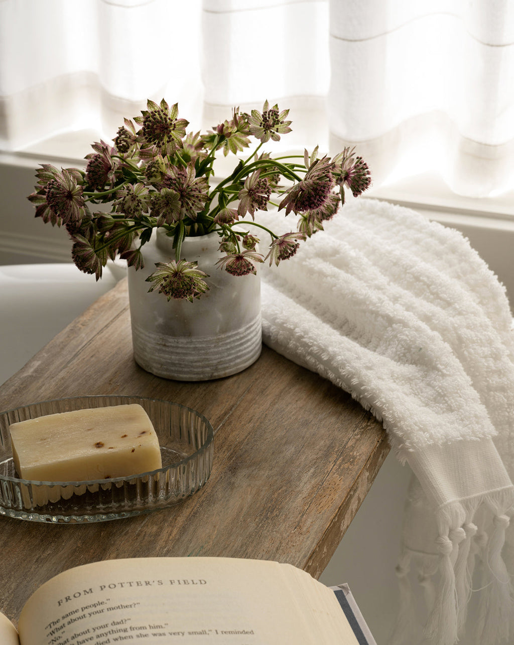 McGee & Co - Rounded Edge Bath Caddy