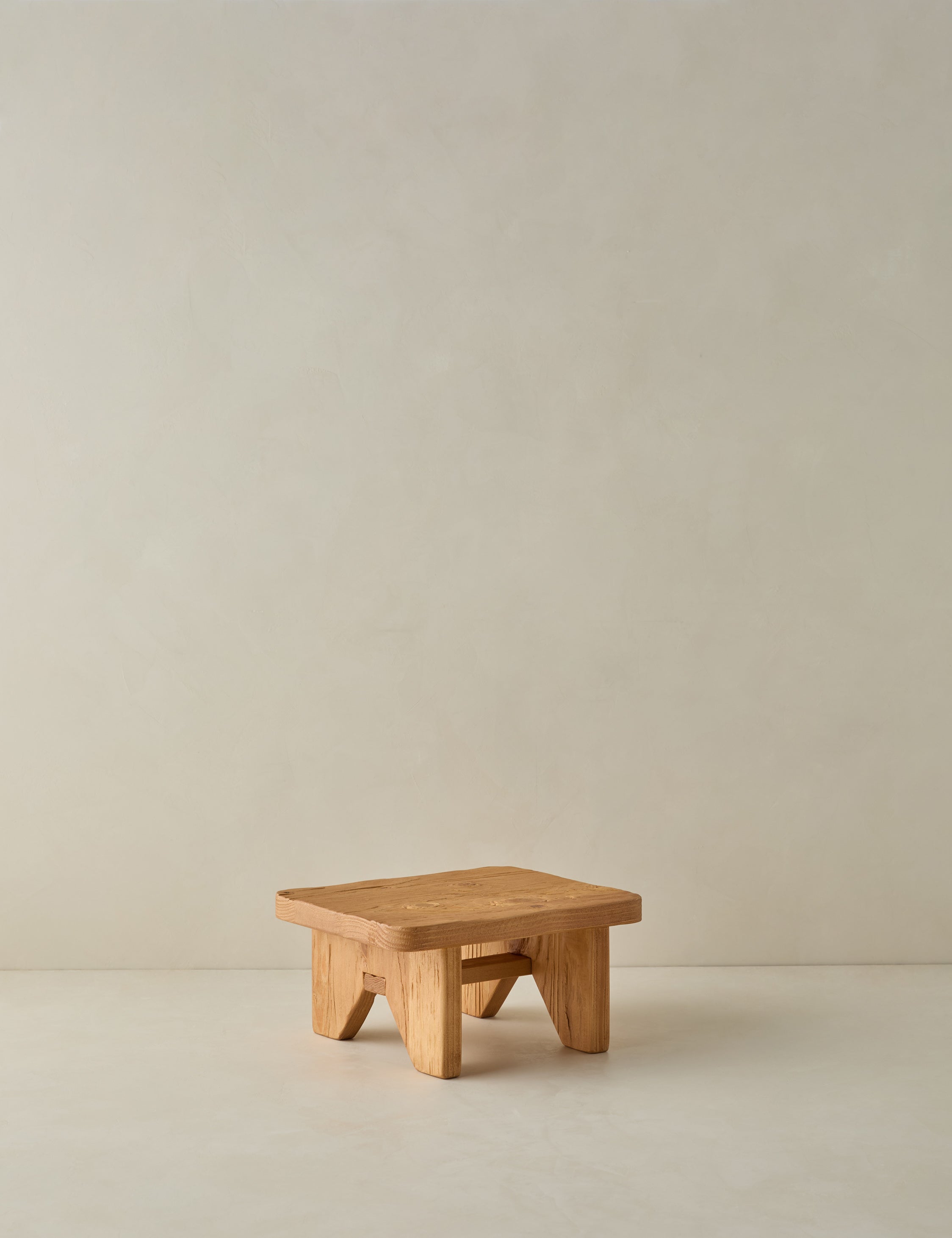 Lulu and Georgia - Footed Grazing Board by etúHOME