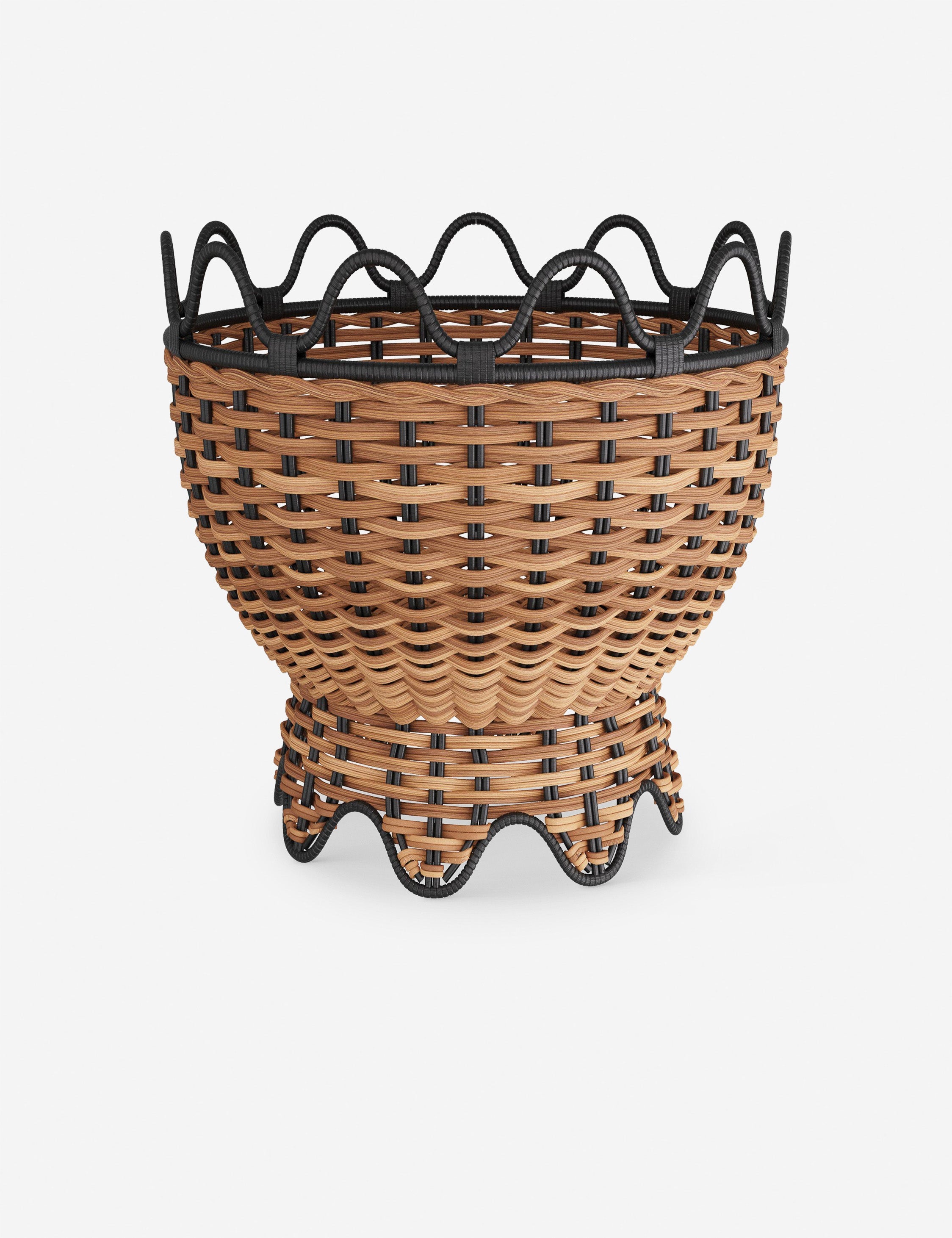 Lulu and Georgia - Mar Centerpiece by Arteriors