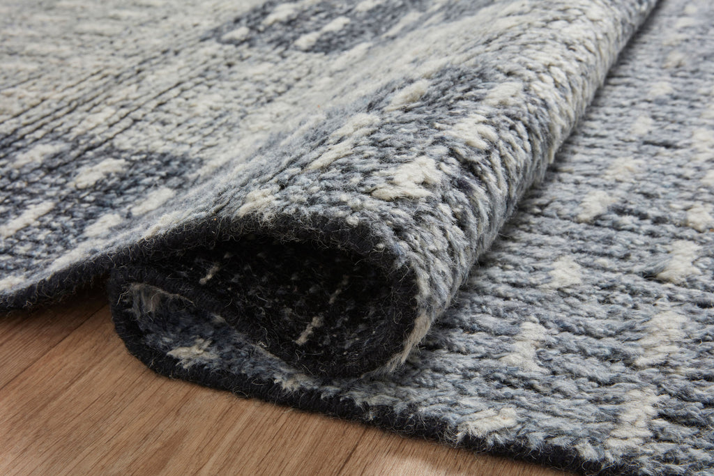 Amber Interiors - Gwyneth GWY - 01 Denim / Sky Area Rug