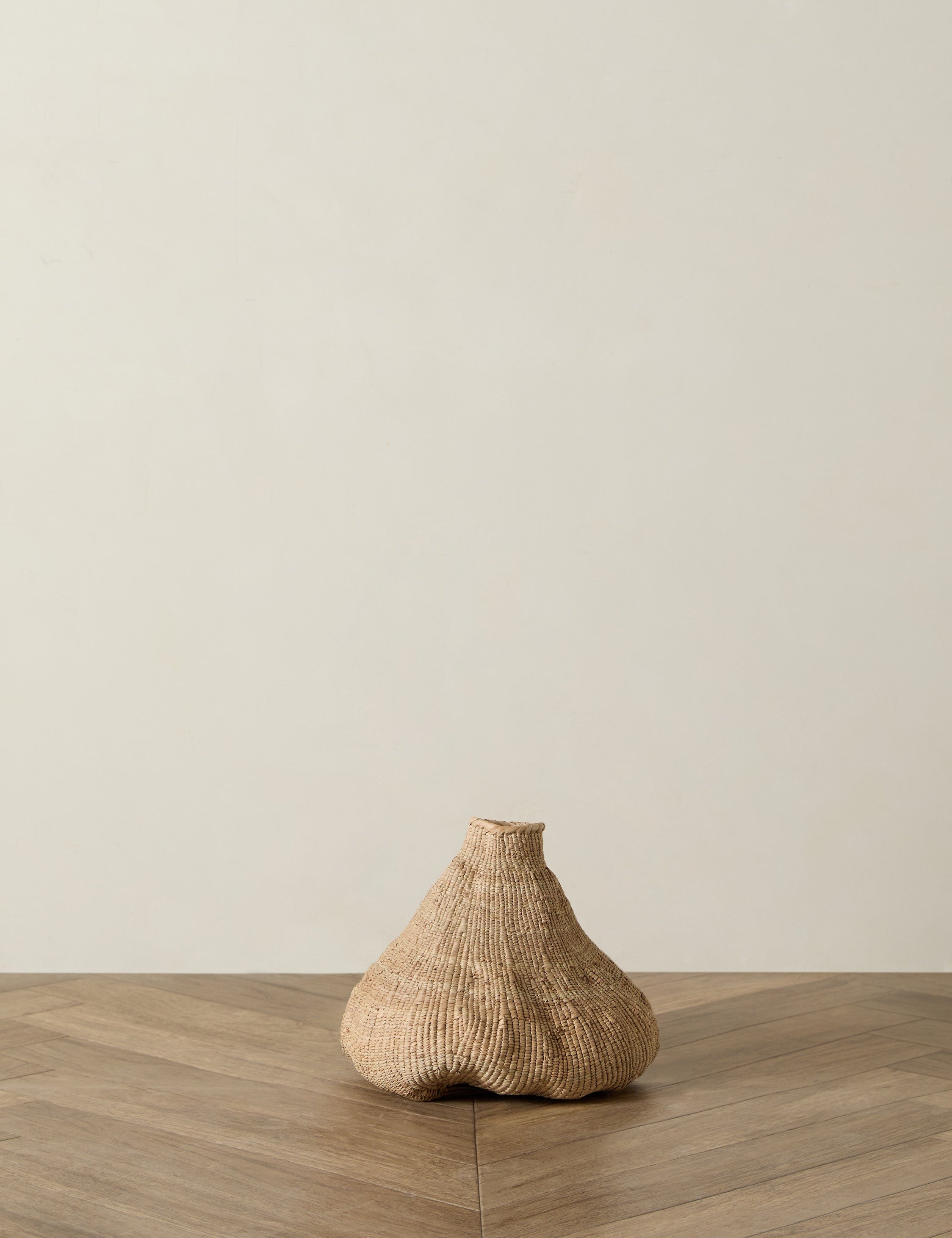 Lulu and Georgia - Garlic Basket by Mbare