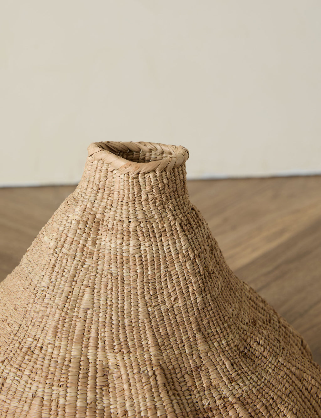 Lulu and Georgia - Garlic Basket by Mbare
