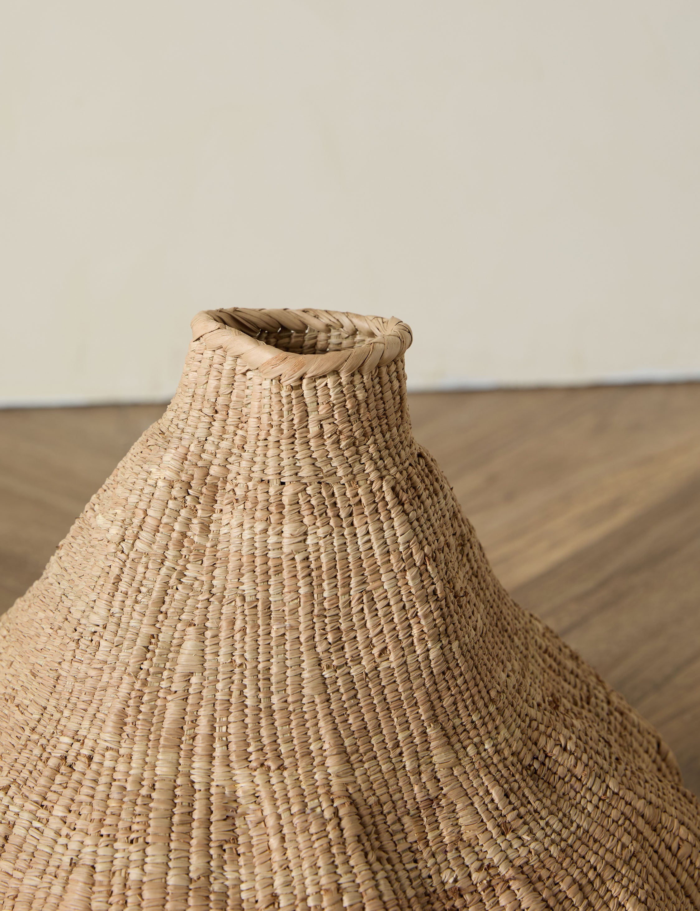 Lulu and Georgia - Garlic Basket by Mbare