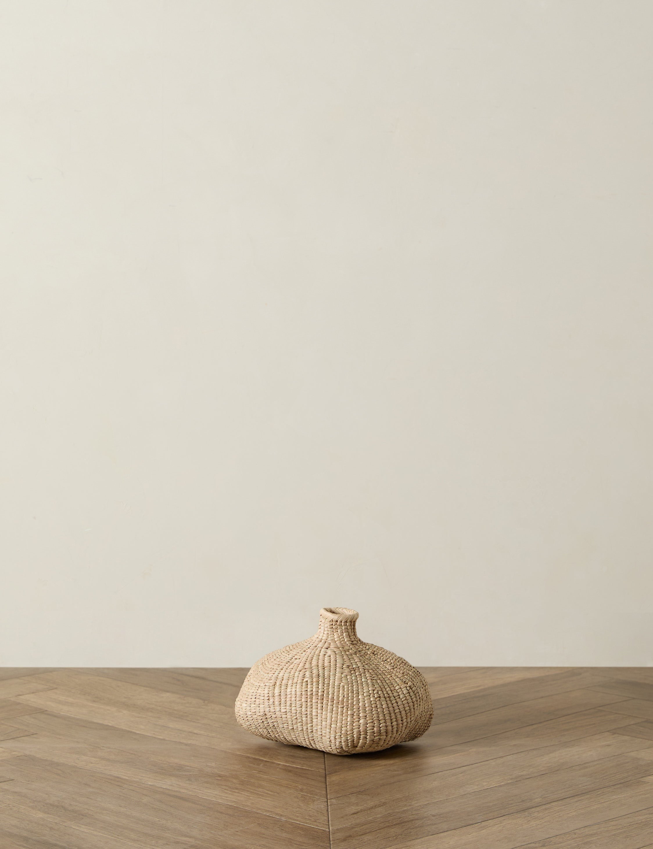 Lulu and Georgia - Garlic Basket by Mbare