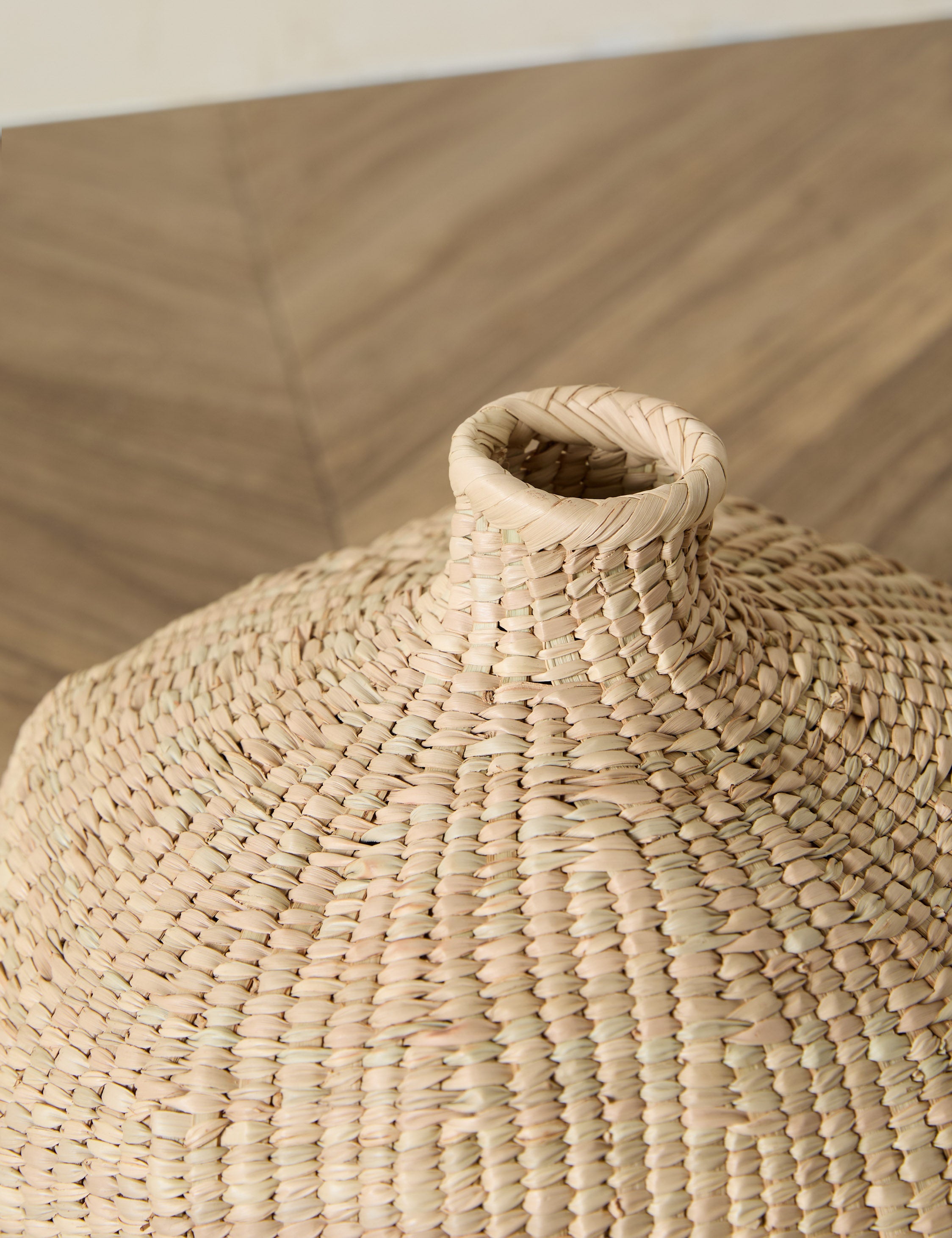 Lulu and Georgia - Garlic Basket by Mbare
