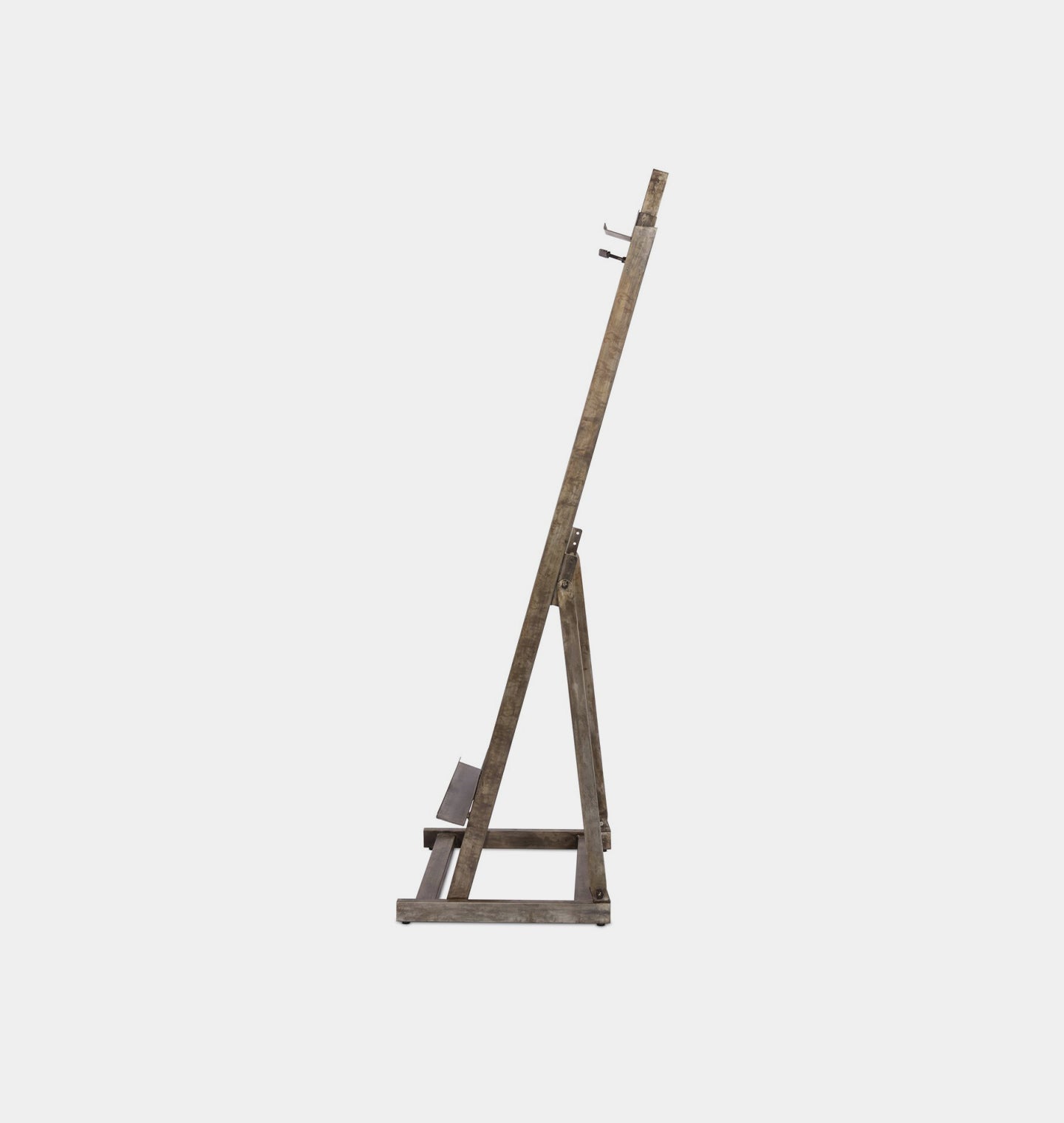 Amber Interiors - Grayfox Art Easel