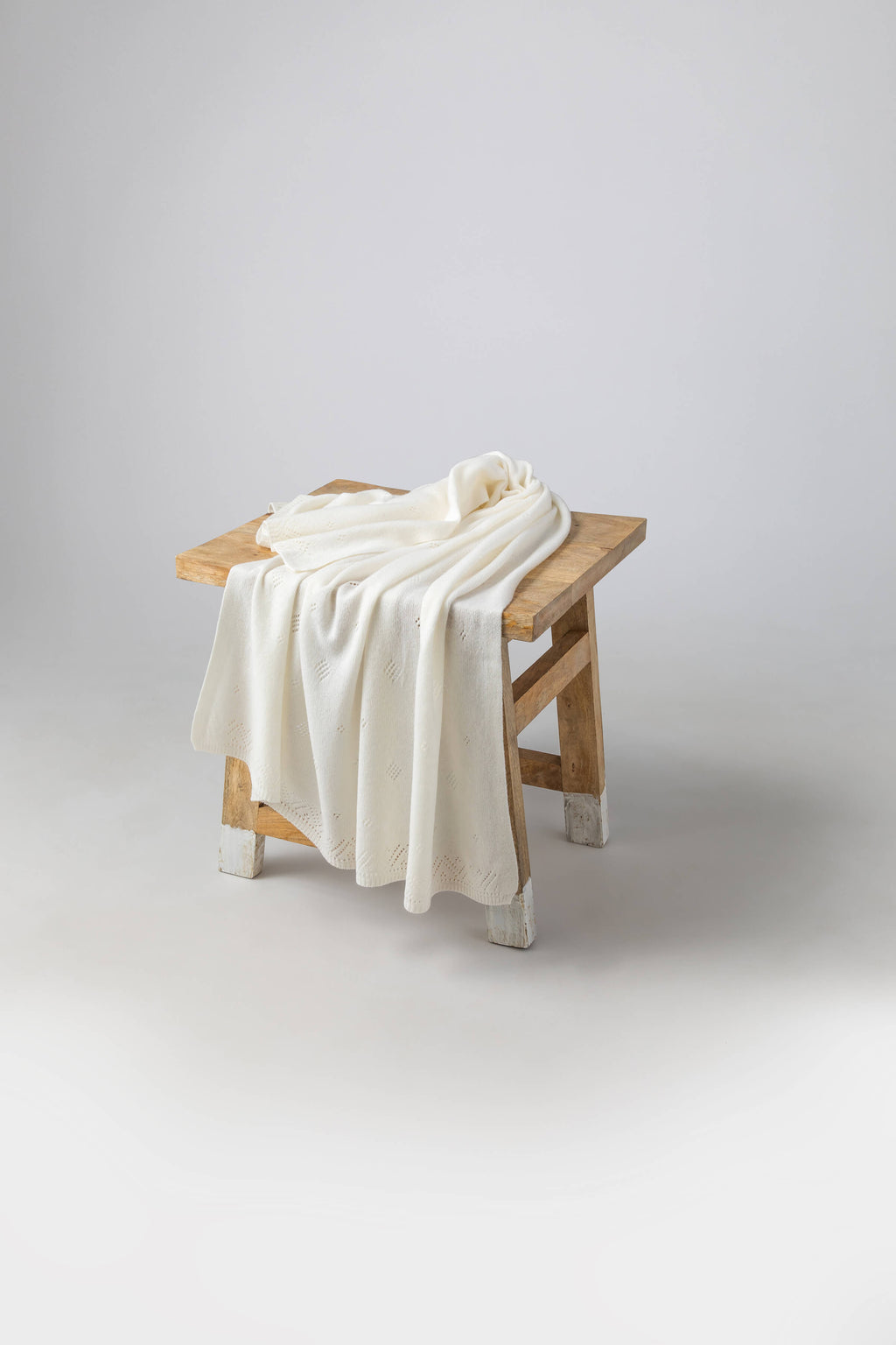 Johnstons of Elgin - Pointelle White Cashmere Baby Blanket