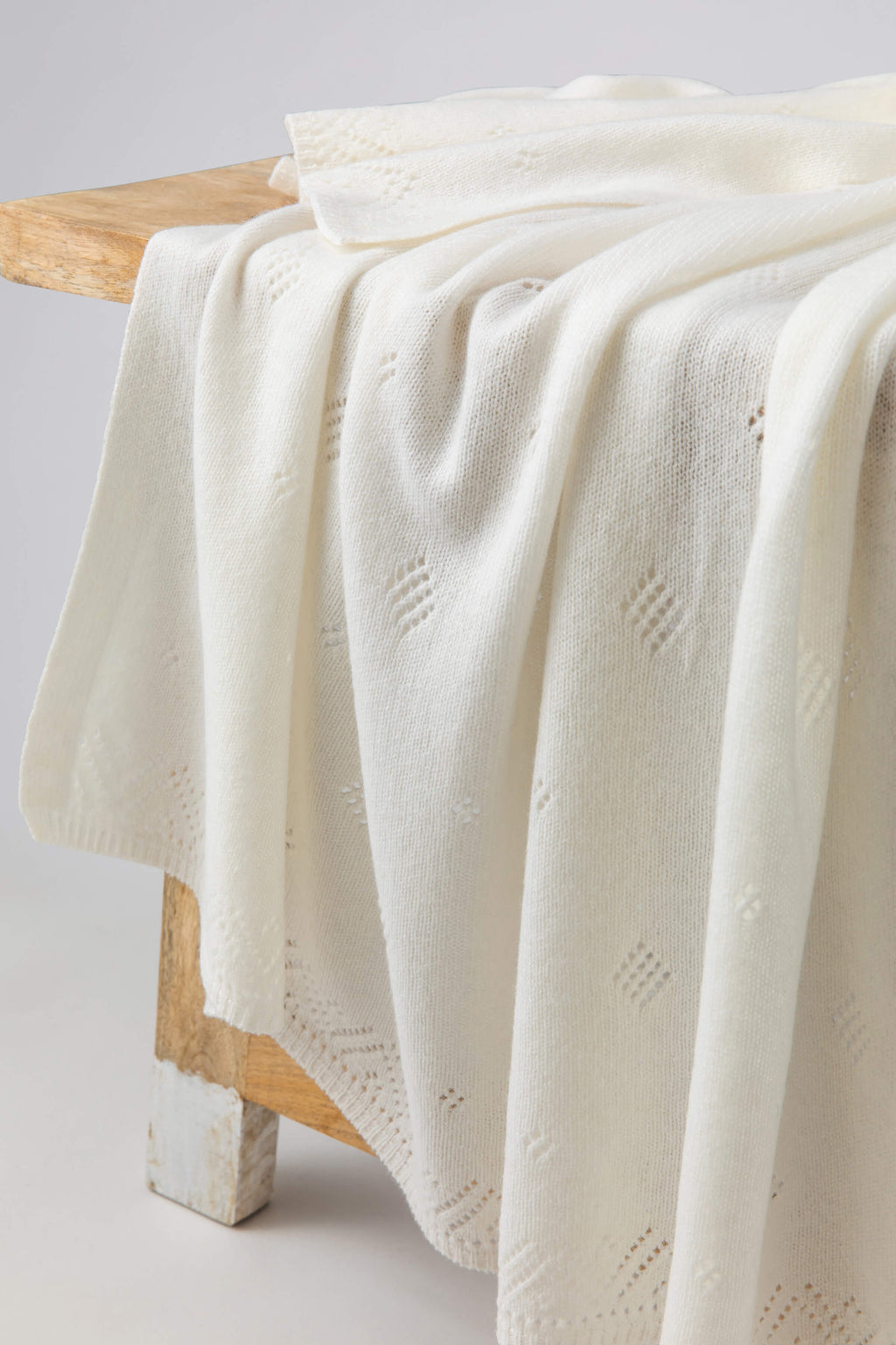 Johnstons of Elgin - Pointelle White Cashmere Baby Blanket