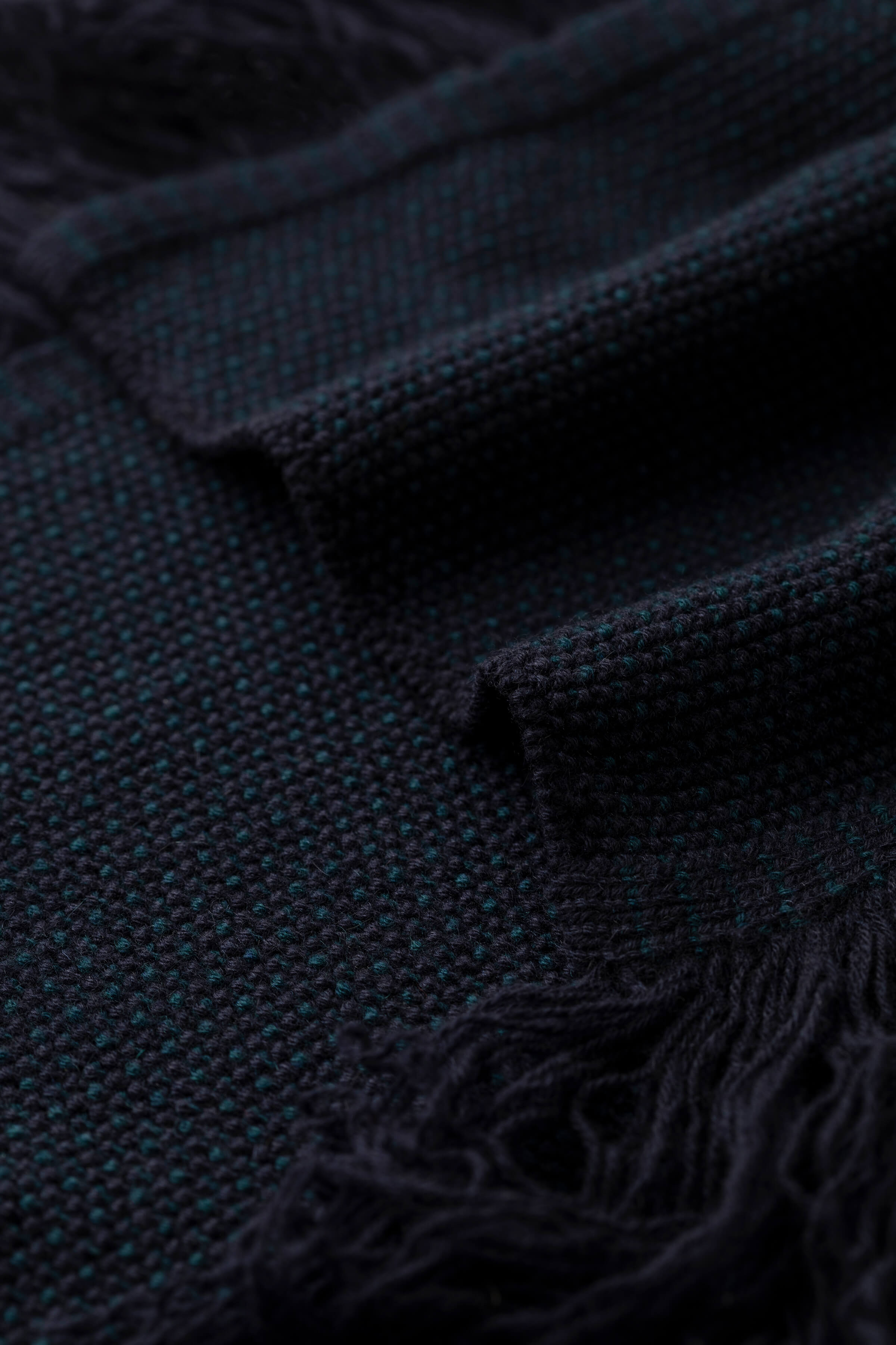 Johnstons of Elgin - Fringed Cashmere Dark Navy Scarf