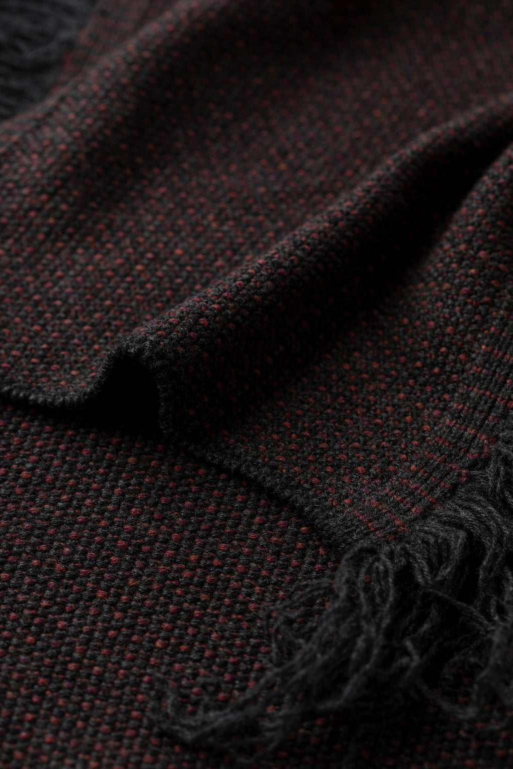 Johnstons of Elgin - Fringed Cashmere Dark Grey Scarf
