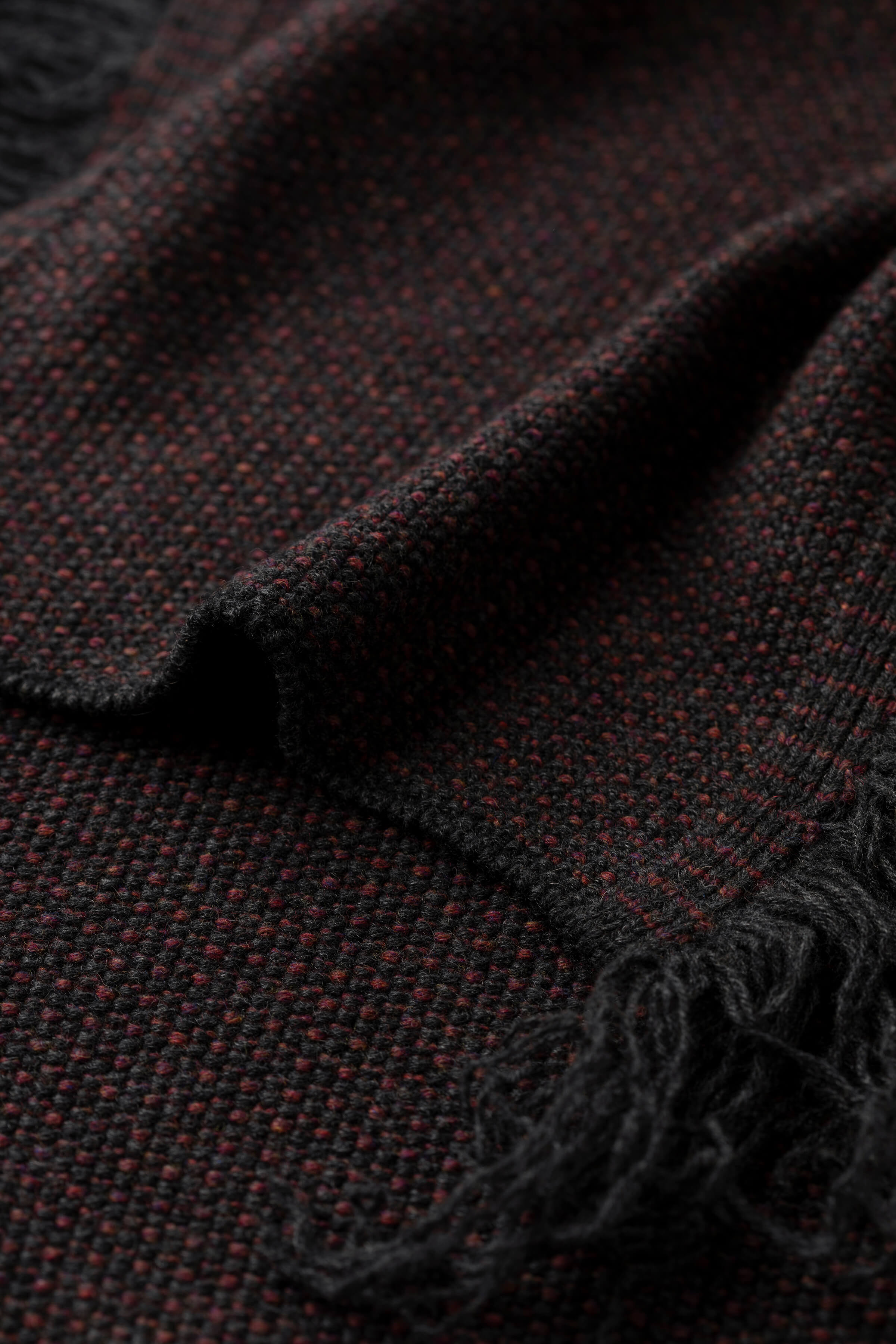 Johnstons of Elgin - Fringed Cashmere Dark Grey Scarf