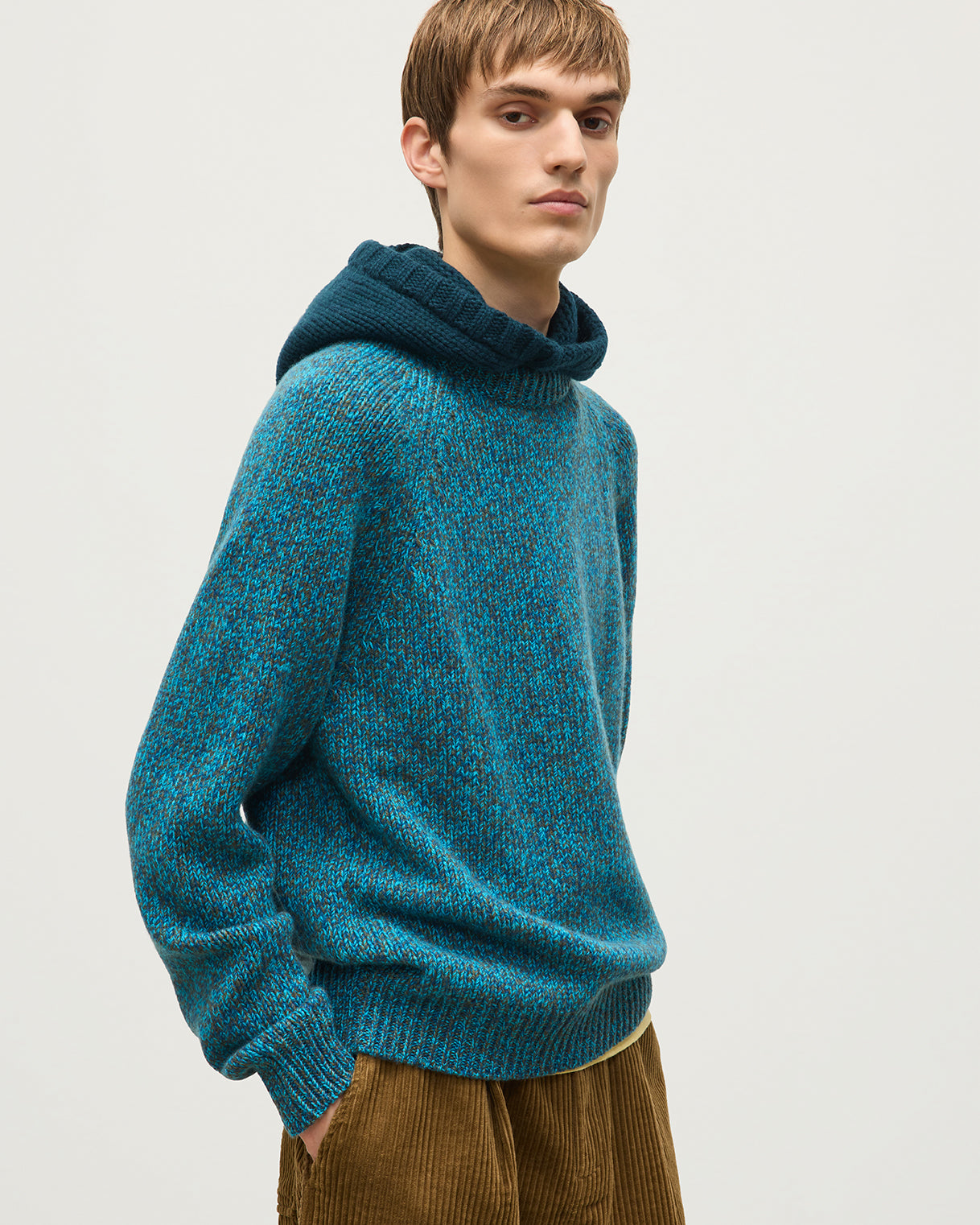 Johnstons of Elgin - Phoebe Luxe Bottle Green Cashmere Snood