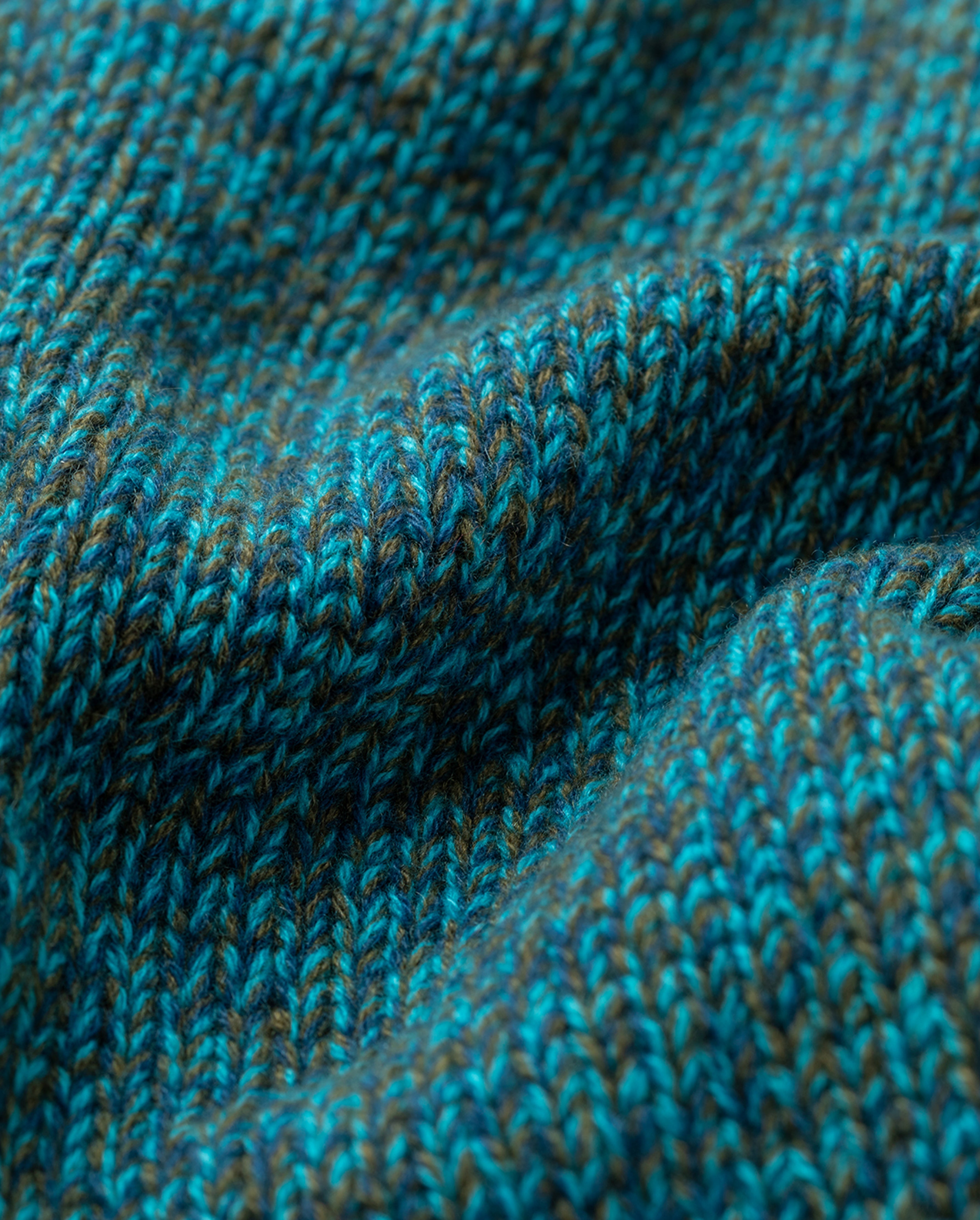 Johnstons of Elgin - Keill Blue Marl Cashmere Triangle