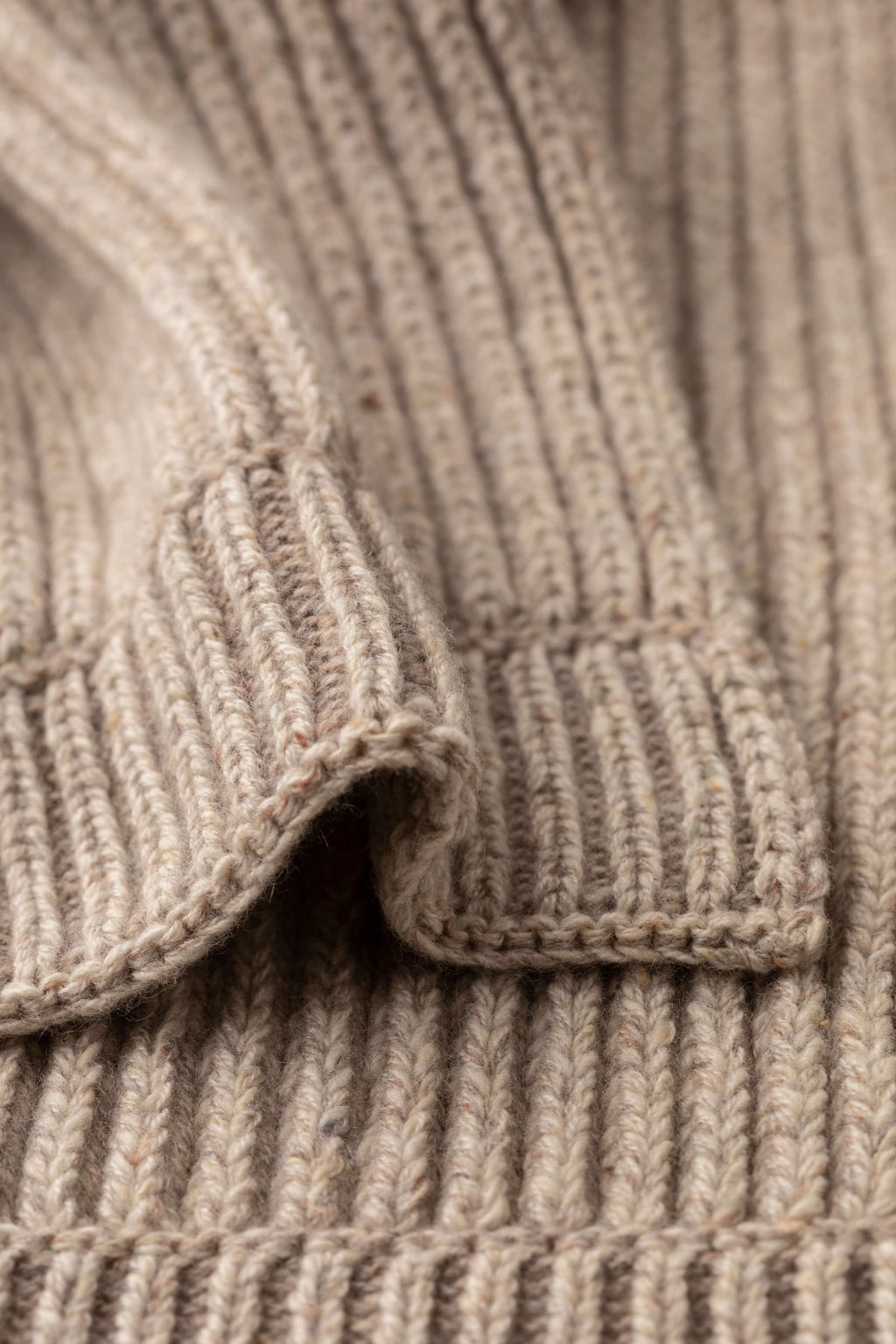 Johnstons of Elgin - Donegal Cashmere Cream Knitted Scarf