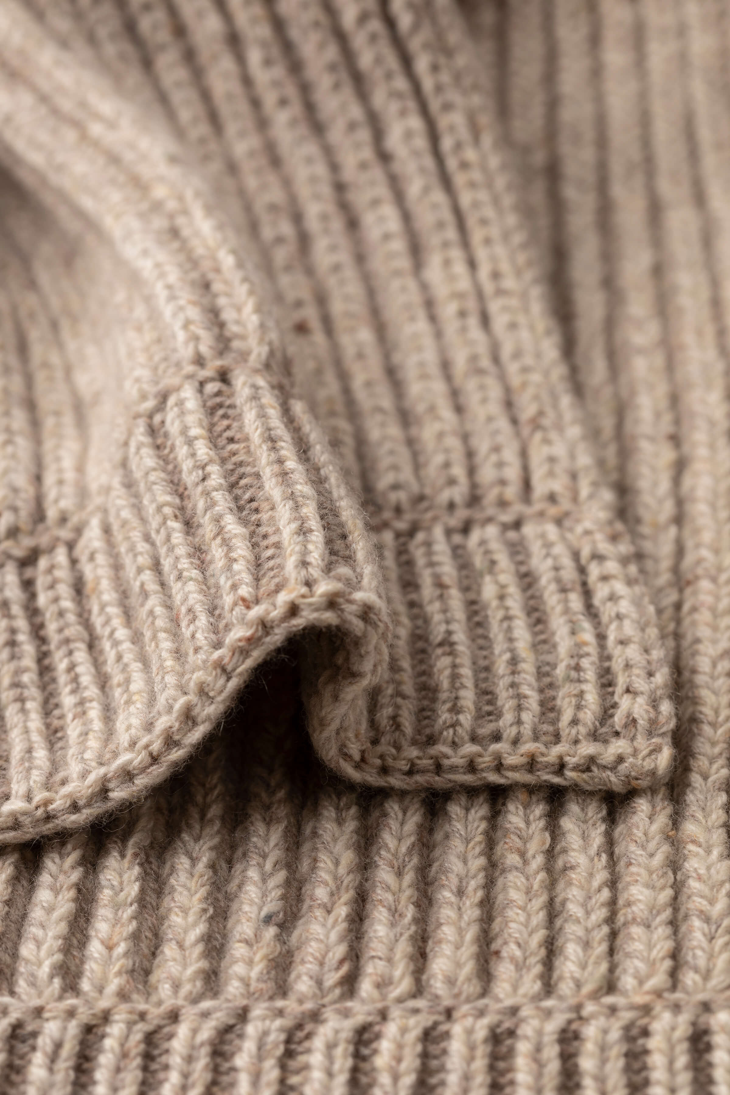 Johnstons of Elgin - Donegal Cashmere Cream Knitted Scarf
