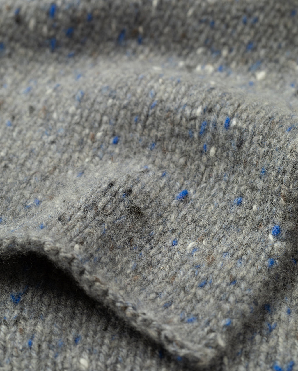 Johnstons of Elgin - Tiree Grey Donegal Cashmere Scarf