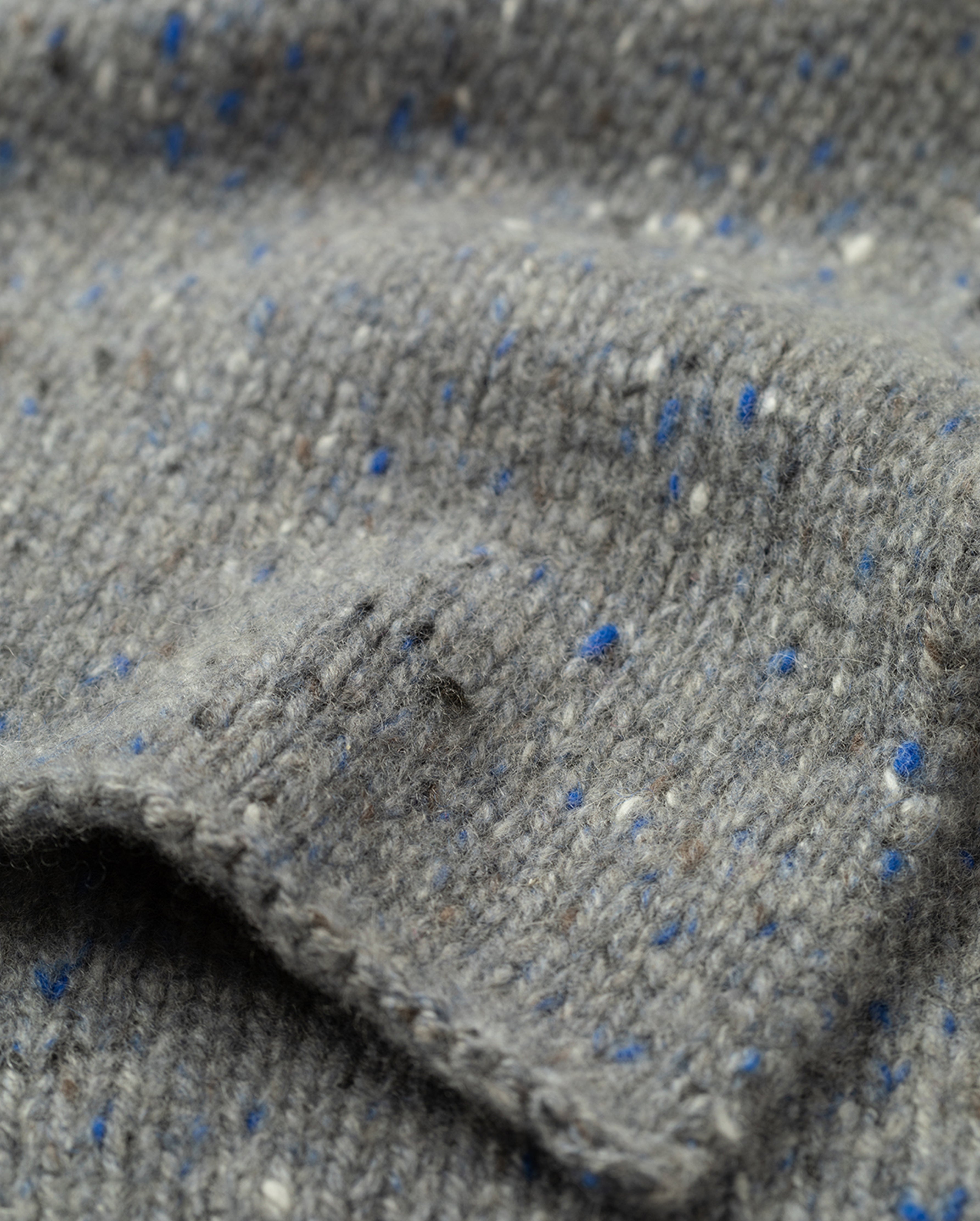 Johnstons of Elgin - Tiree Grey Donegal Cashmere Scarf