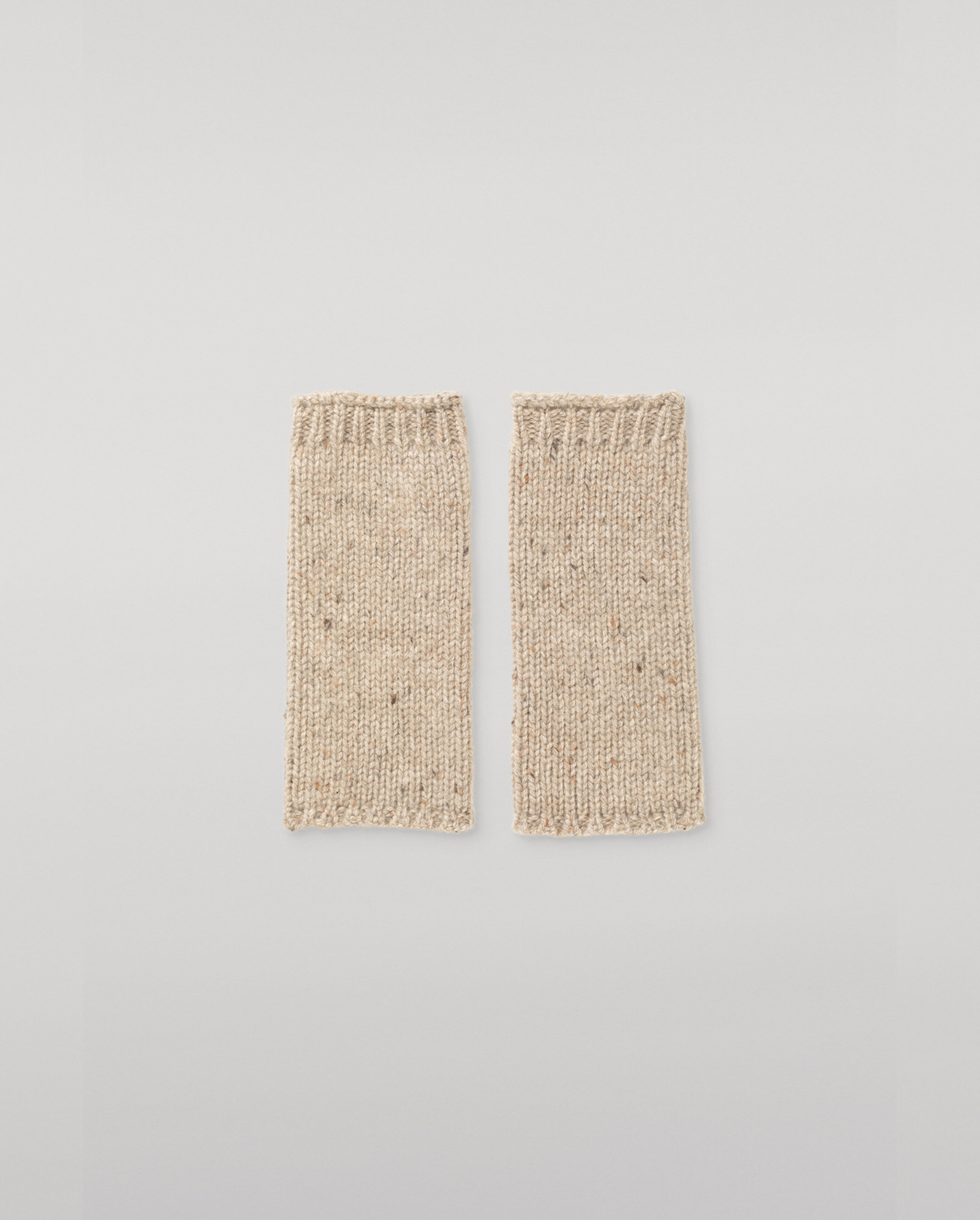 Johnstons of Elgin - Tiree Natural Donegal Cashmere Wristwarmers