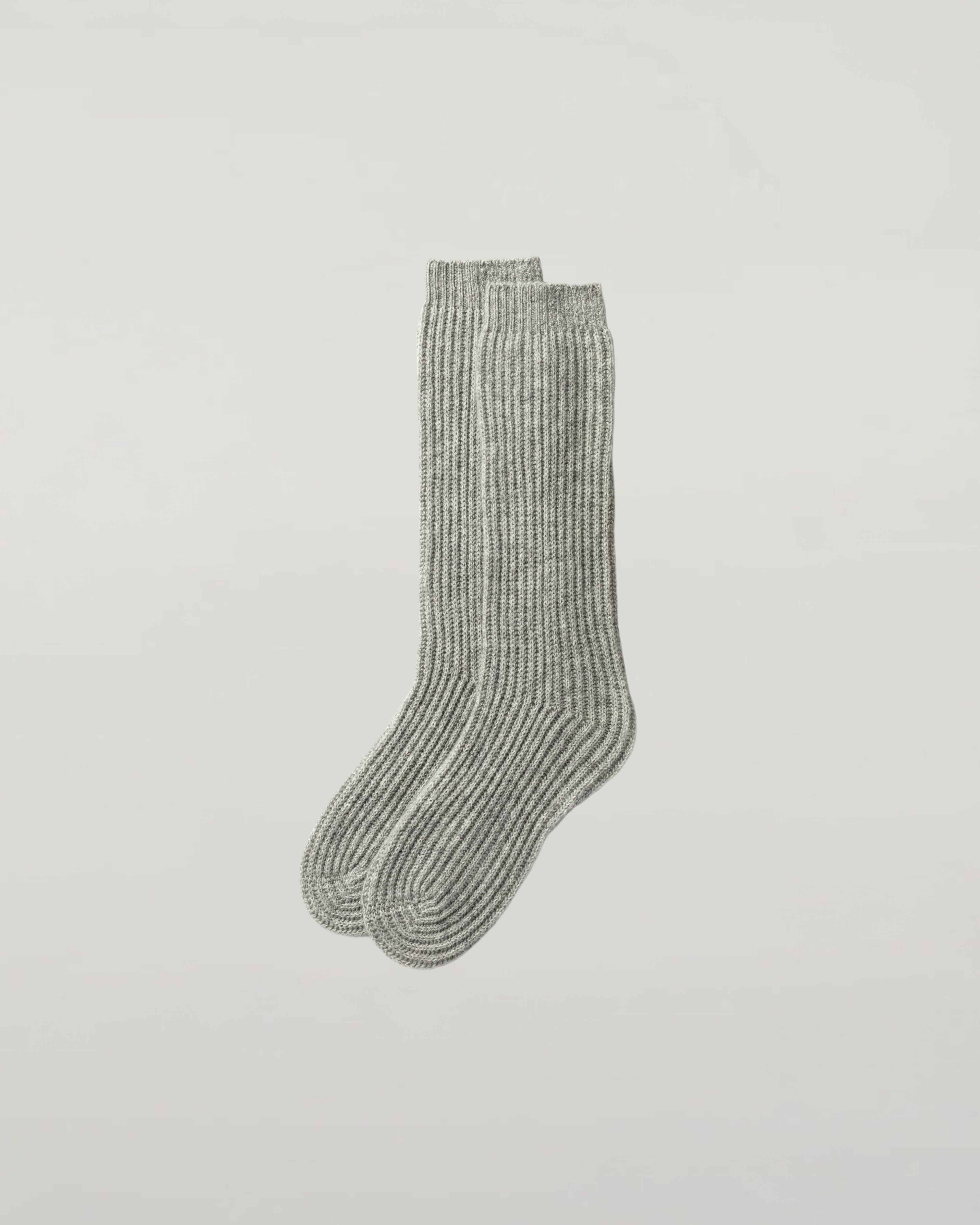 Johnstons of Elgin - Luxe Ribbed Light Grey Cashmere Socks