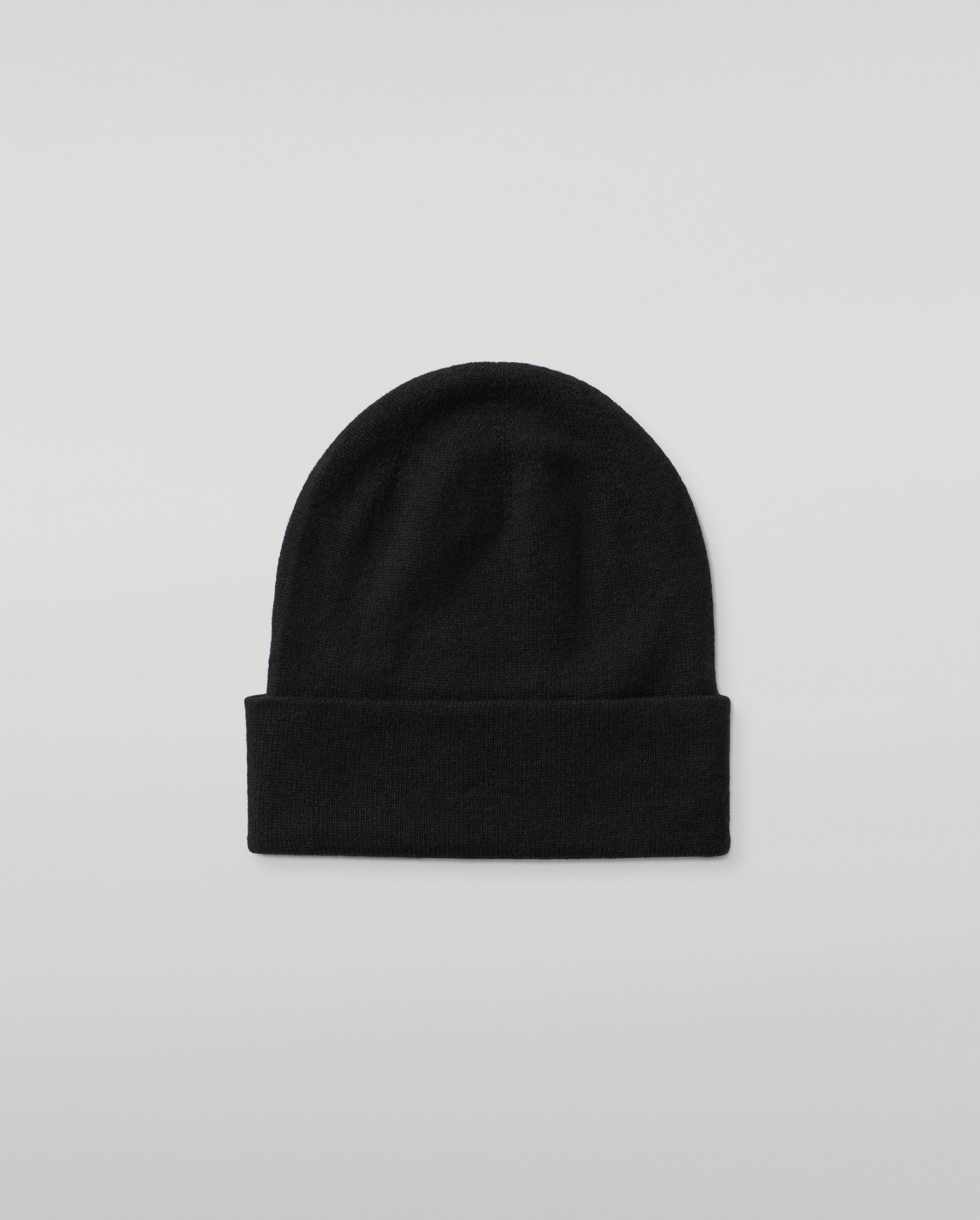 Johnstons of Elgin - Braemar Black Cashmere Beanie