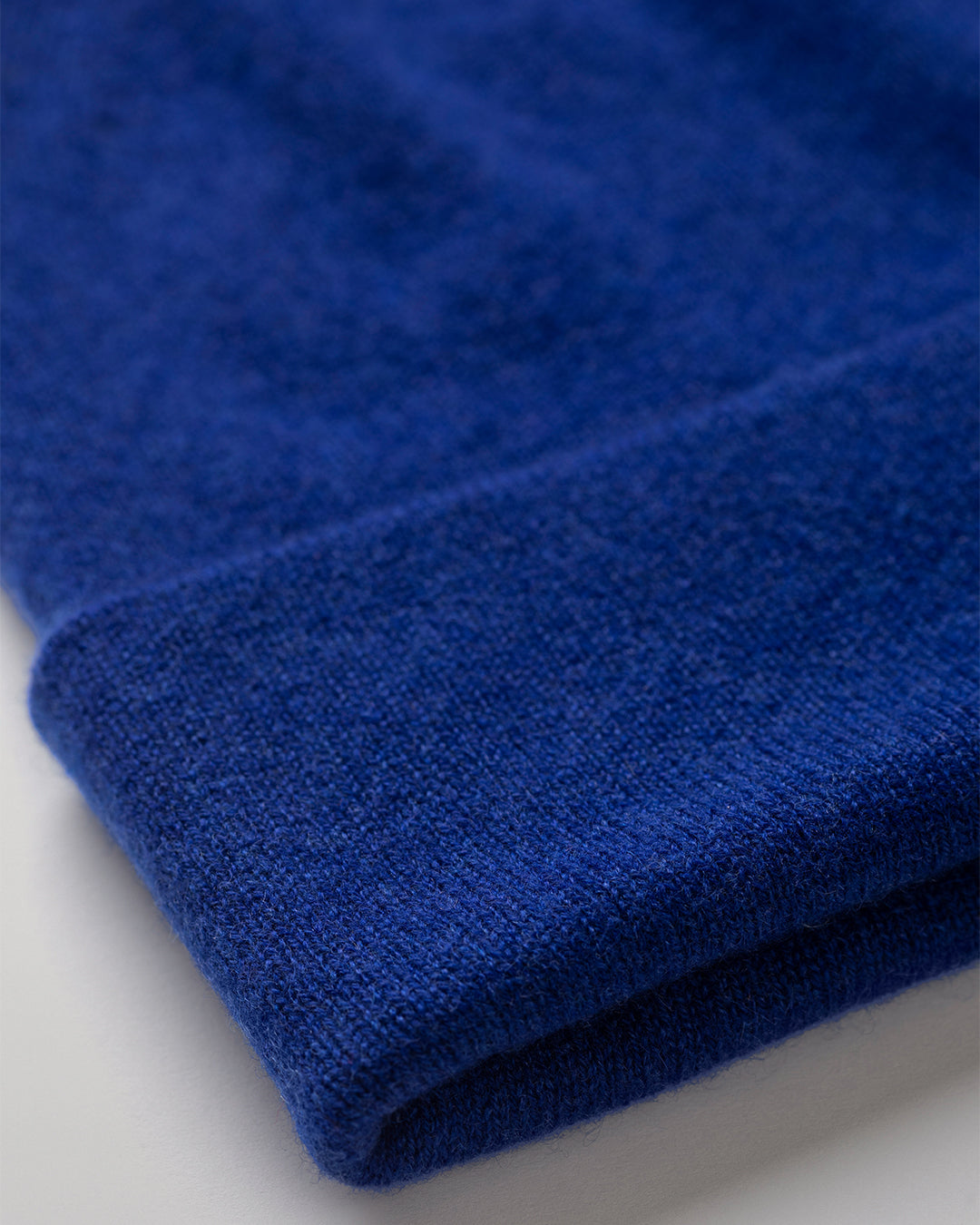 Johnstons of Elgin - Braemar Blue Cashmere Beanie
