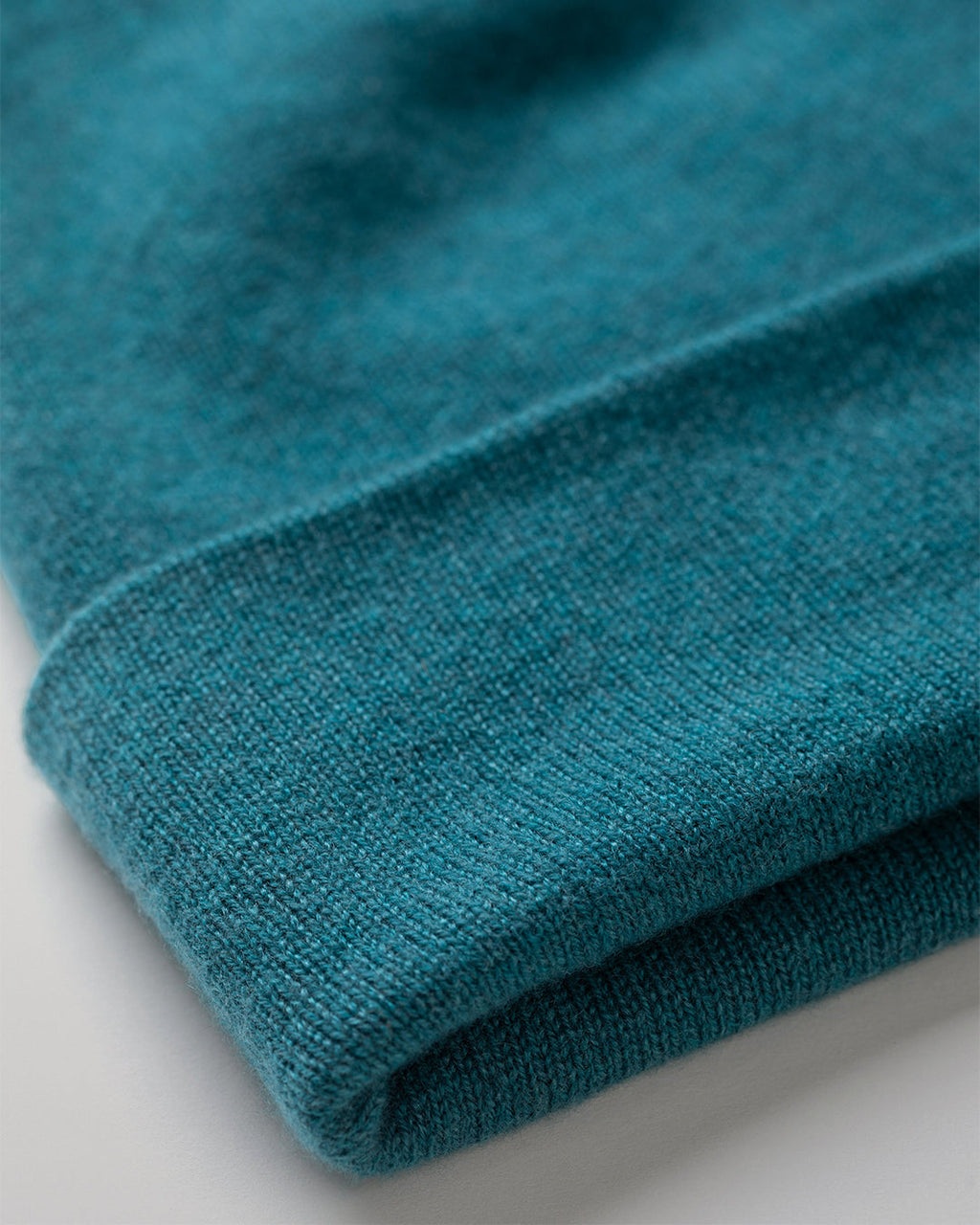 Johnstons of Elgin - Braemar Green Cashmere Beanie